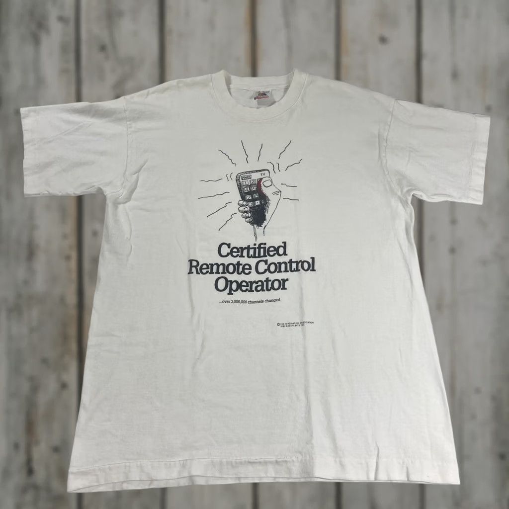 Fruit Of The Loom VINTAGE Fruit of the Loom T-Shirt L White Single Stitch Certified Remote Control Operator 90s Mens Shirt Size US L / EU 52-54 / 3 - 1 Thumbnail