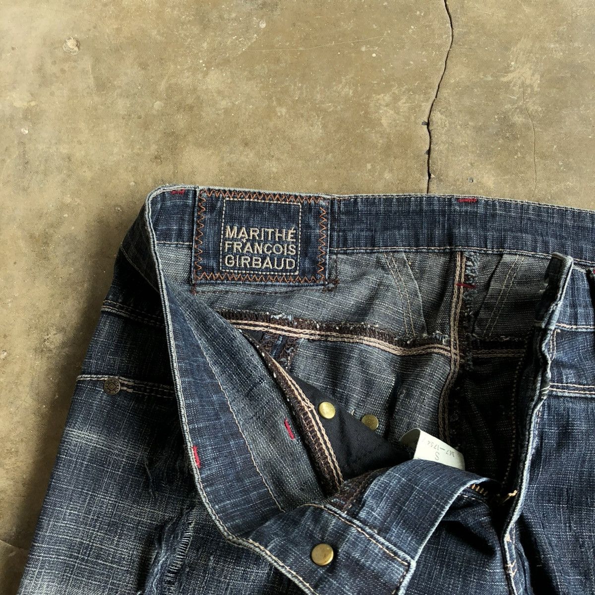 Marithe + Francois Girbaud 2000s Marithe + Francois Girbaud Distressed Bootcut Jeans Size US 29 - 10 Thumbnail