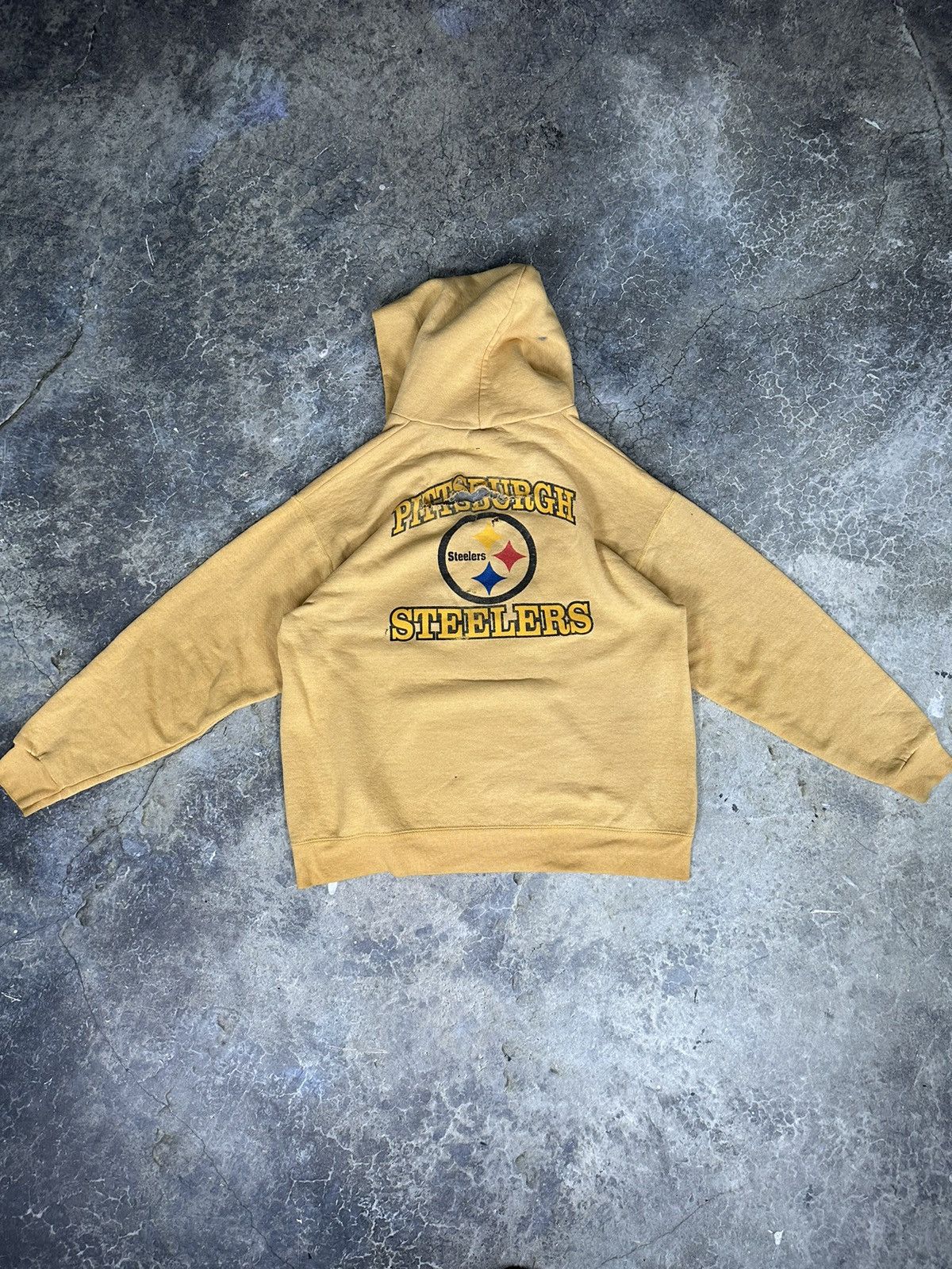NFL × Vintage Thrashed and Repaired Pittsburgh Steelers Hoodie Size US M / EU 48-50 / 2 - 5 Thumbnail