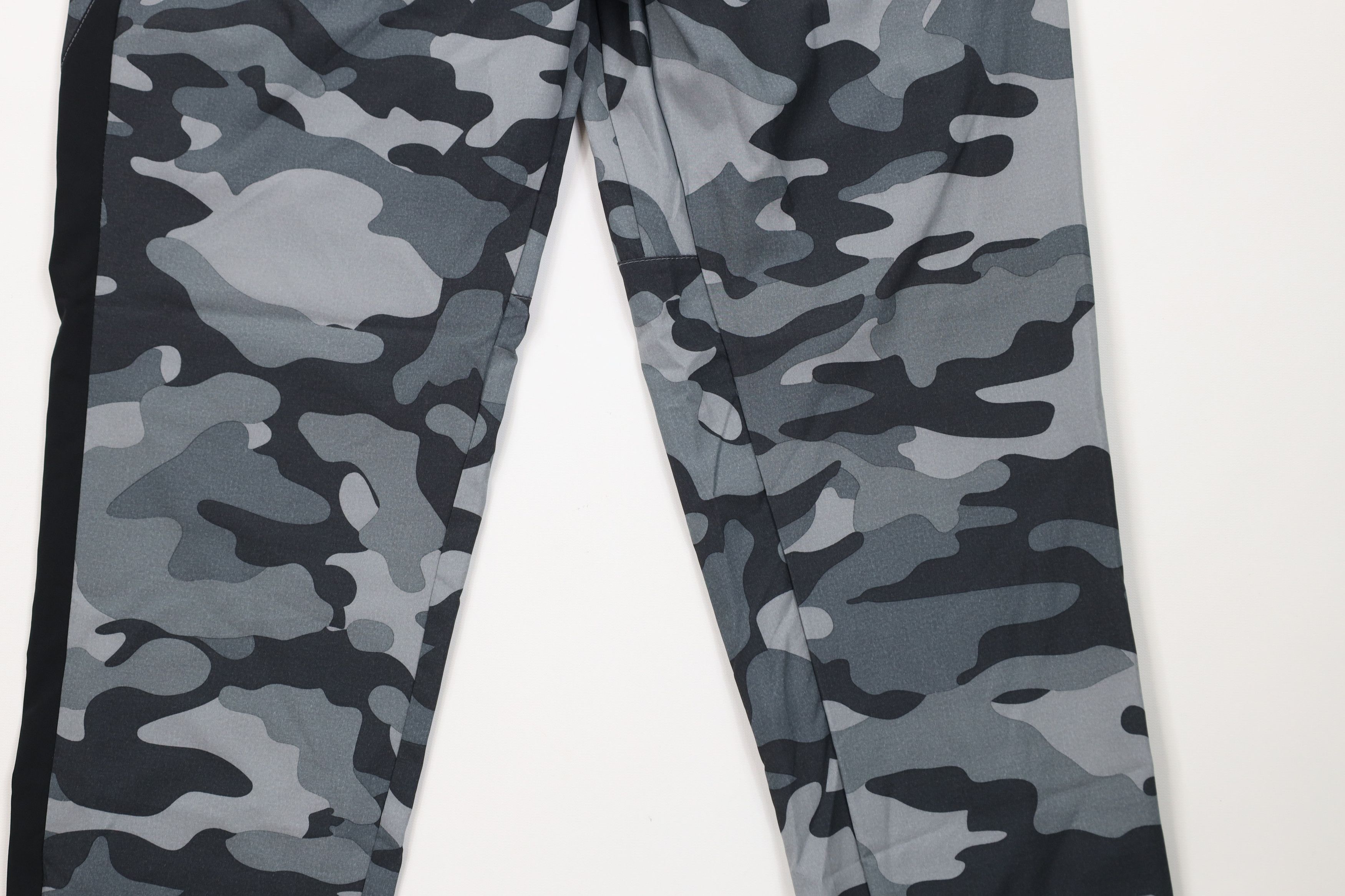 New Balance Vintage Y2K New Balance Stretch Tapered Leg Pants Camouflage Size US 36 / EU 52 - 3 Thumbnail