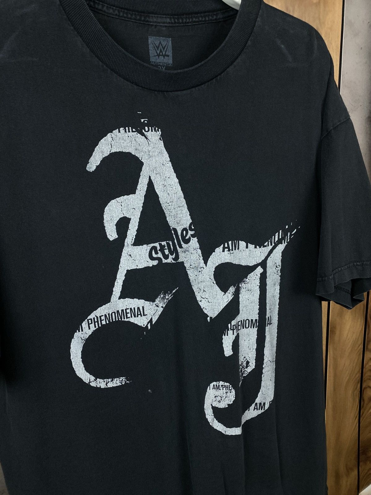 WWE 🚧Vintage T-Shirt WWE AJ Styles I Am Phenomenal Wrestling🚧 Size US XXL / EU 58 / 5 - 2 Thumbnail