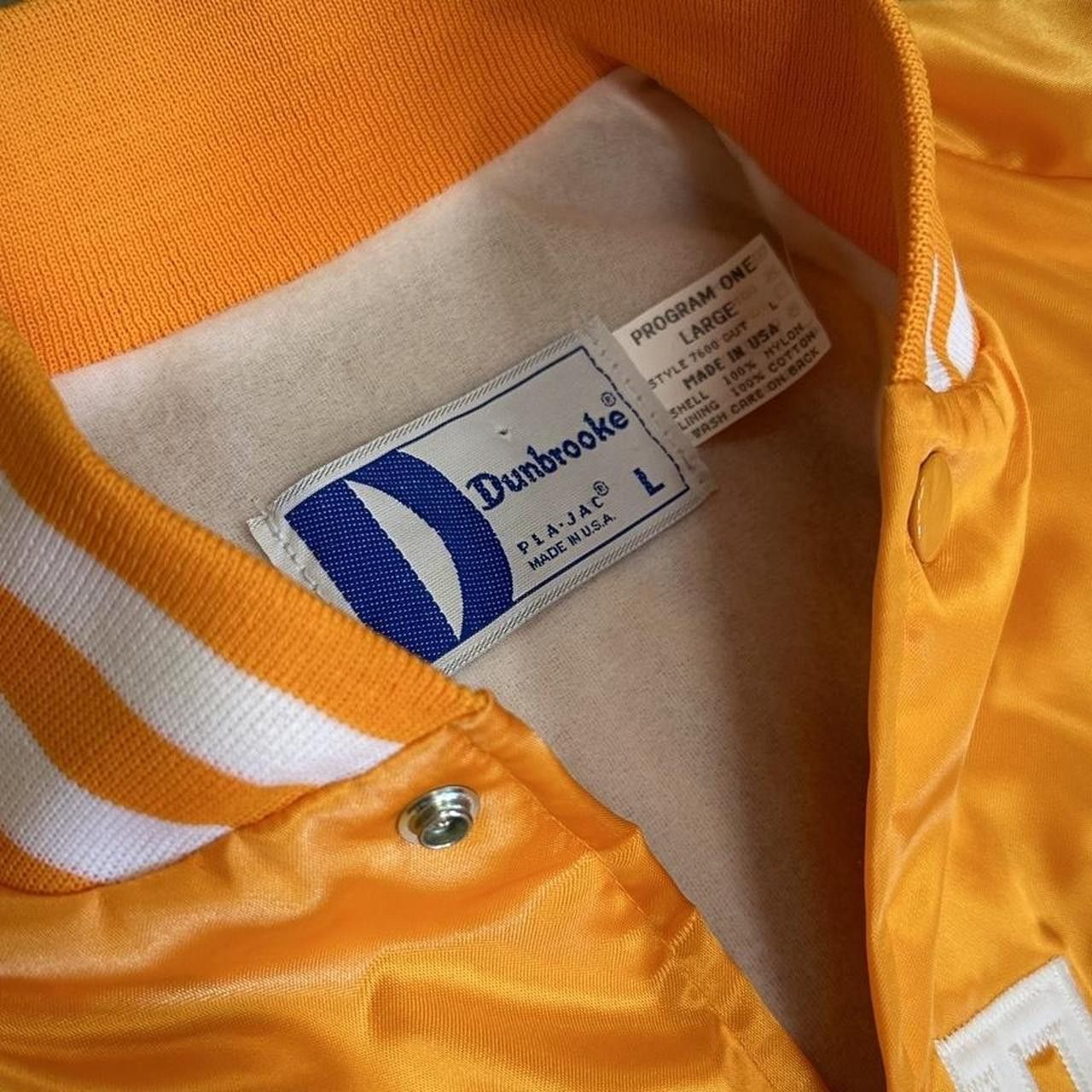 Dunbrooke × Vintage Vintage Dunbrooke Tennessee Vols Nylon Bomber Jacket Large Size US L / EU 52-54 / 3 - 5 Thumbnail