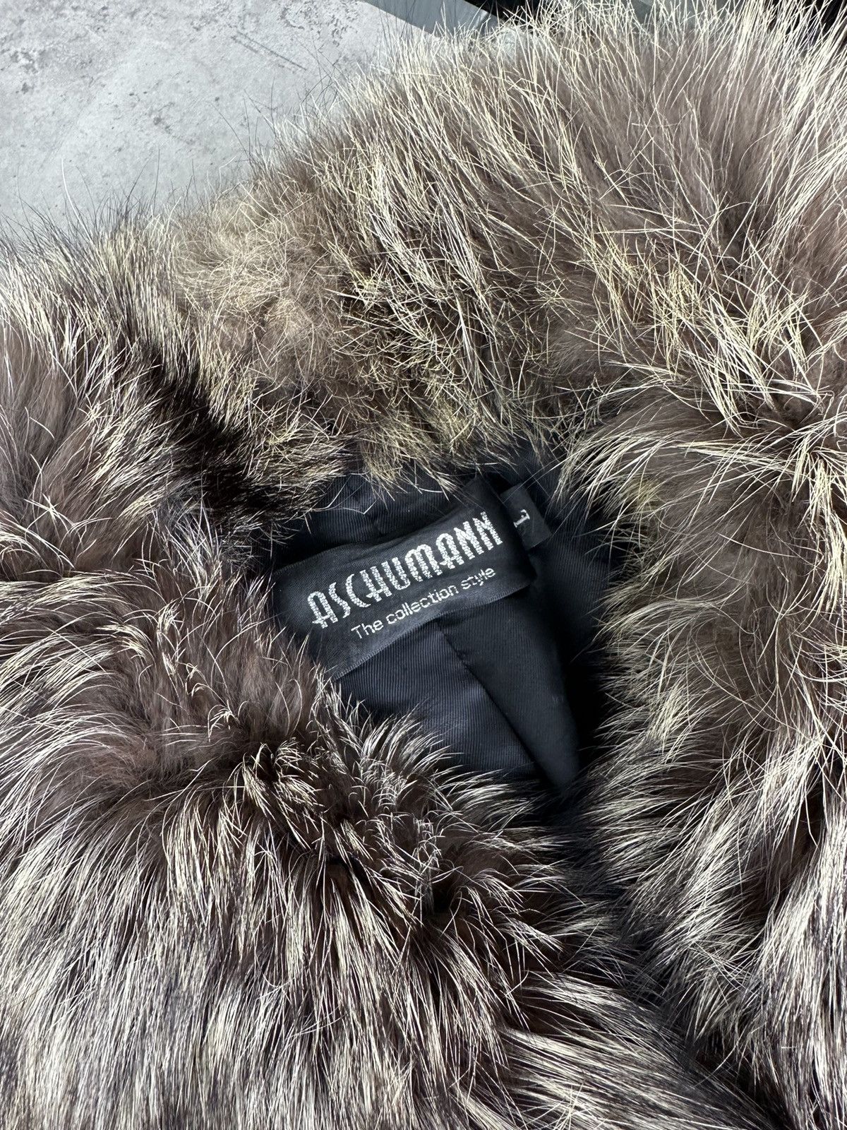 Japanese Brand Vintage Fur Coat Size L / US 10 / IT 46 - 2 Thumbnail
