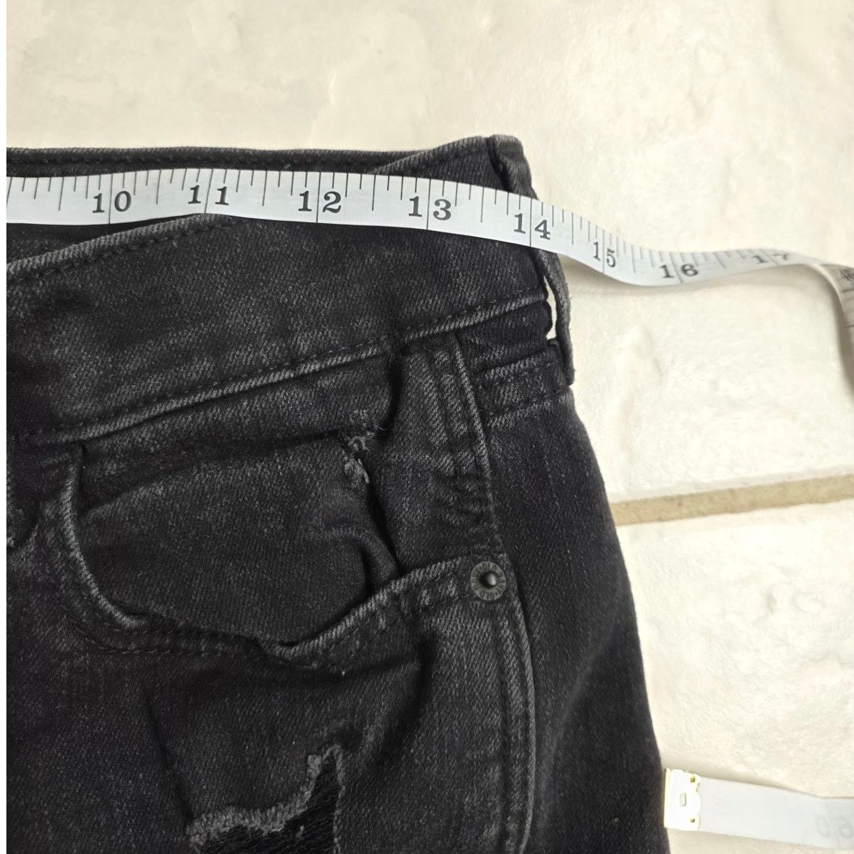 Old Navy Old Navy Black Distressed BF Mid Rise Cuffed Shorts - Sz 2 Size 26" / US 2 / IT 38 - 5 Thumbnail