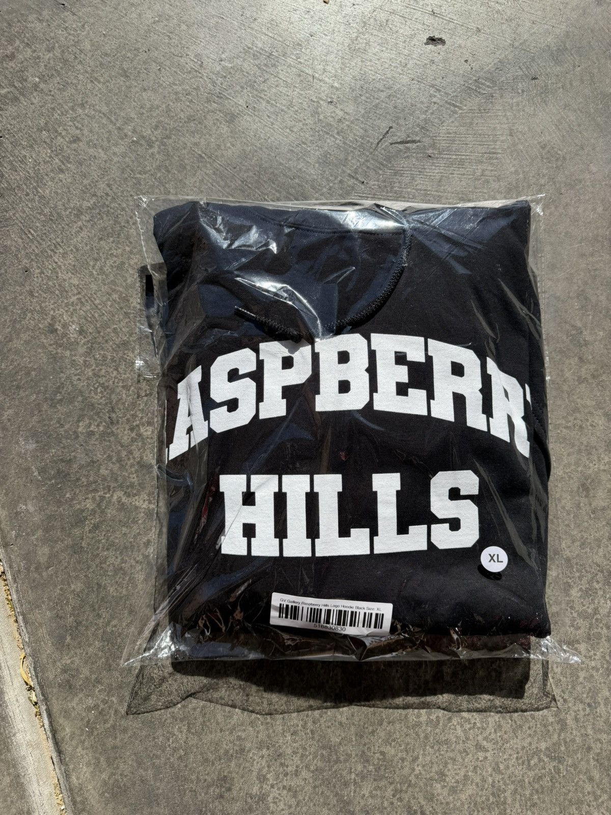 The GV Gallery GV Gallery Raspberry Hills Hoodie Black Logo Brand New XL Size US XL / EU 56 / 4 - 3 Thumbnail