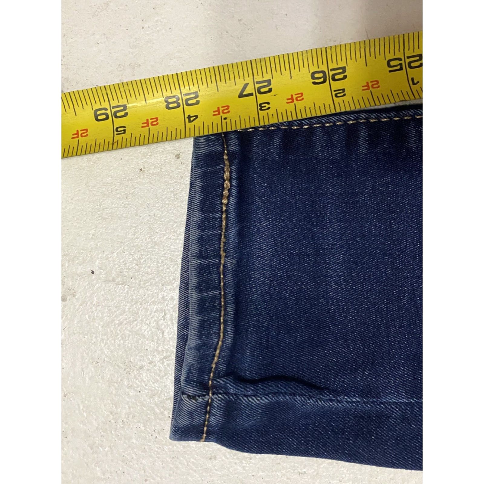 Levi's Levi's 710 Super Skinny Jeans Womens Mid Rise Stretch Medium Wash Blue 26x30 Jeans Size 26" / US 2 / IT 38 - 6 Thumbnail