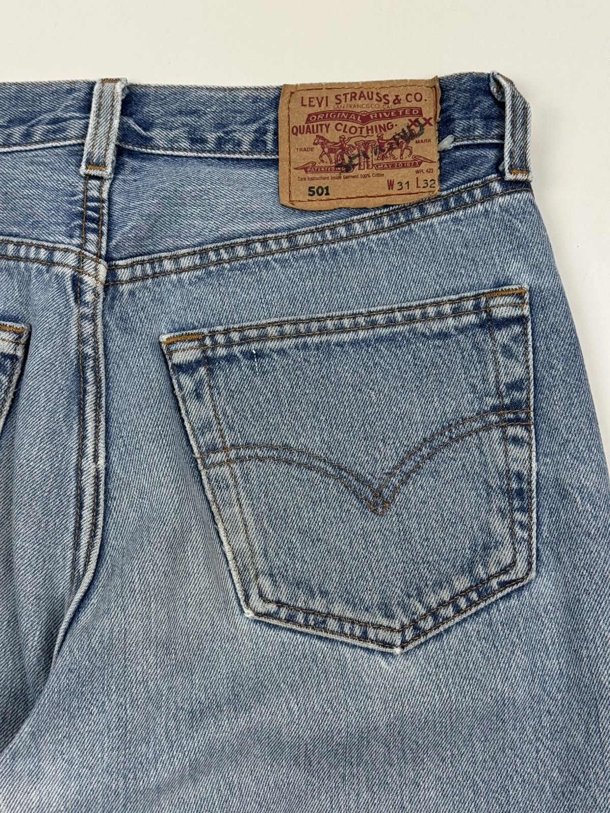 Levi's 1990’s Vintage Distressed Levi’s 501 Washed Denim USA Jeans Size US 31 - 15 Thumbnail