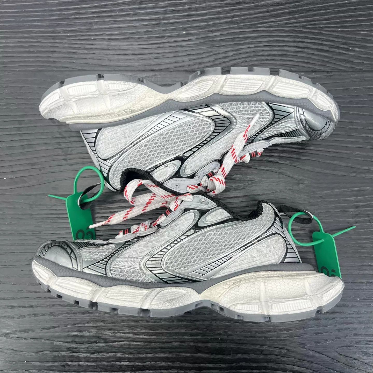 Balenciaga Balenciaga 3xl Distressed Gray 37 Size US 6.5 / IT 36.5 - 2 Thumbnail