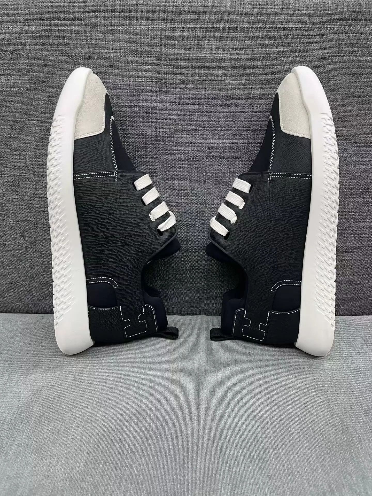 Hermes Hermès Black Color-Block Leather Sneaker 42.5 Size US 9.5 / EU 42-43 - 3 Thumbnail