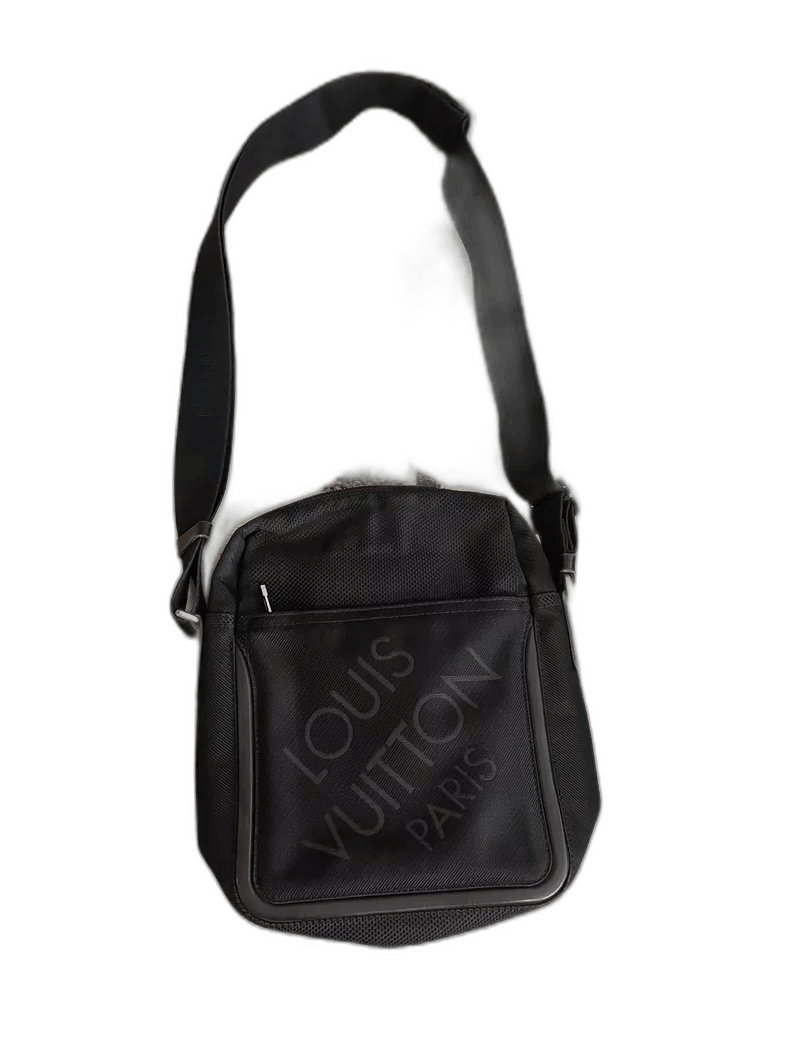 Louis Vuitton Men's Shoulder Crossbody Bag in Black