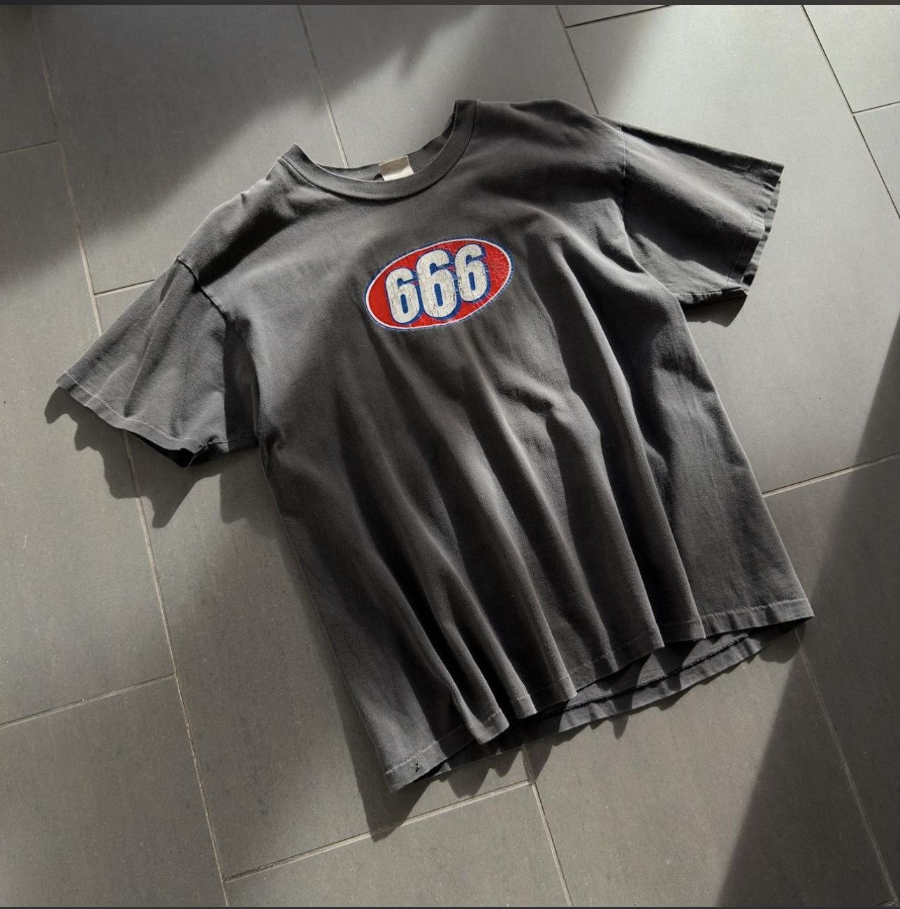 Vintage Vintage 90s 666 Single Stitch Sinister Skate Tee Size US L / EU 52-54 / 3 - 2 Thumbnail