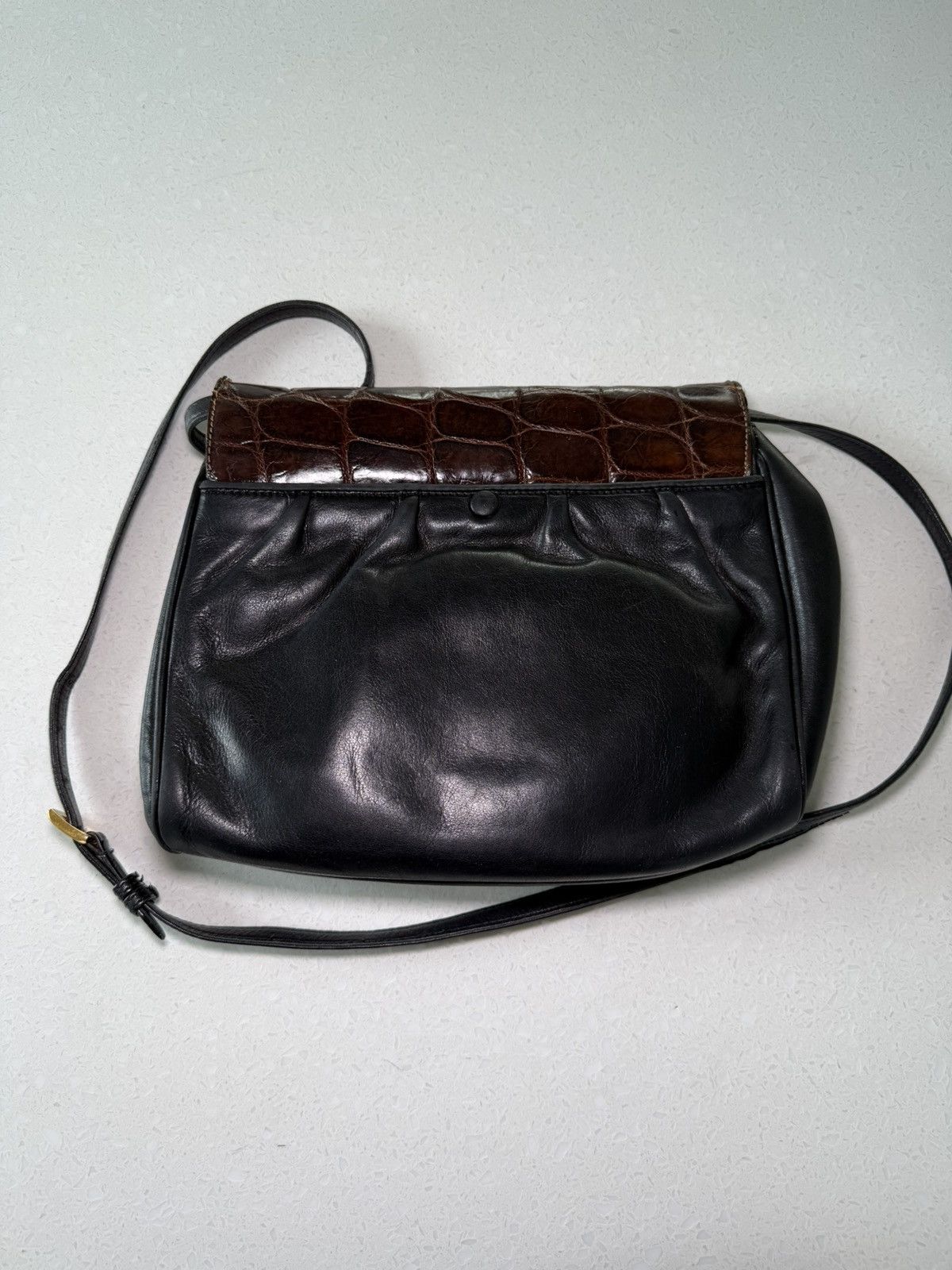 Loewe Vintage Loewe Black Shoulder Bag with Croc Embossed Flap Size ONE SIZE - 6 Thumbnail