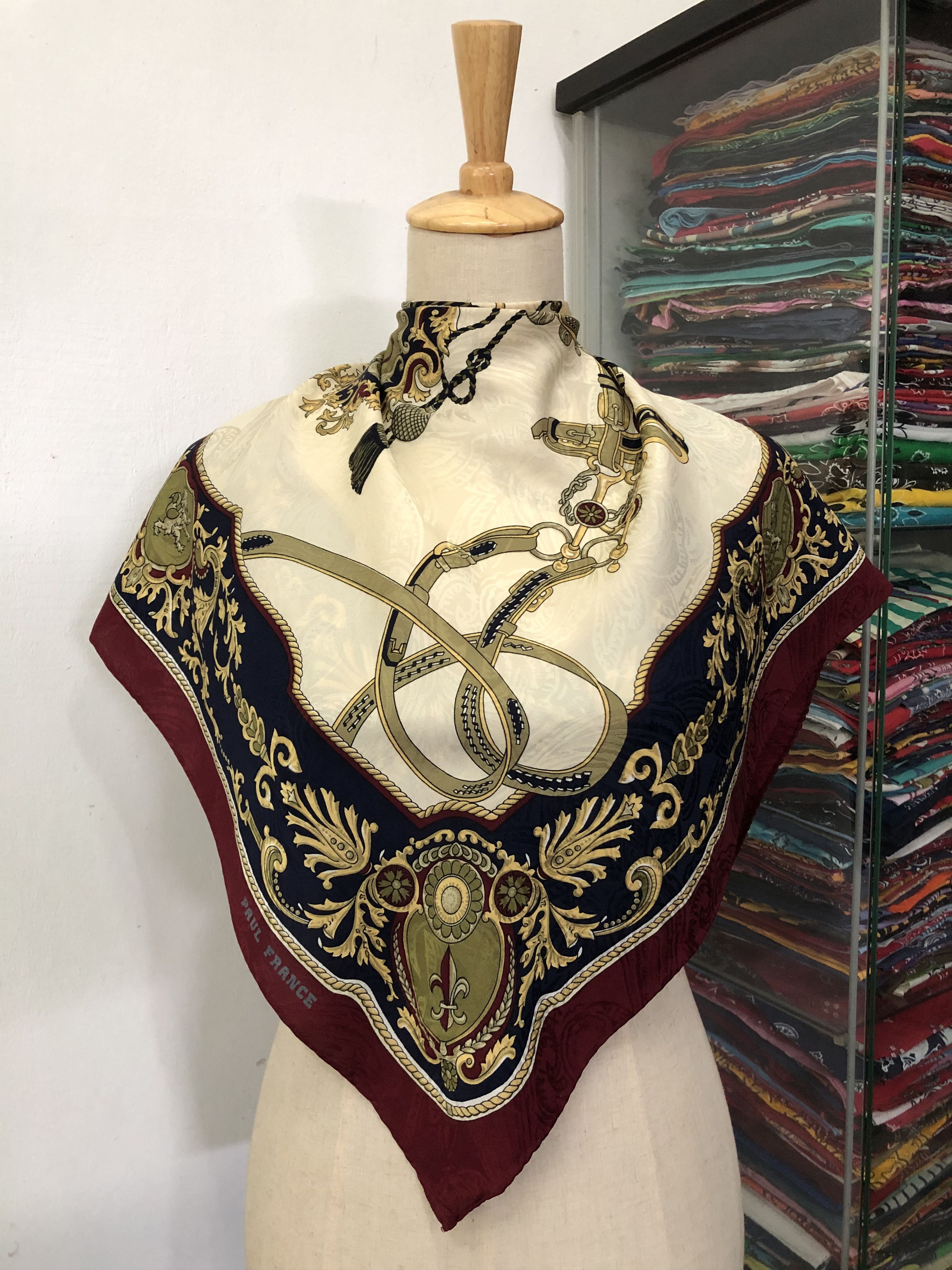 Vintage Vintage Paul France Silk Scarf Size ONE SIZE - 1 Thumbnail