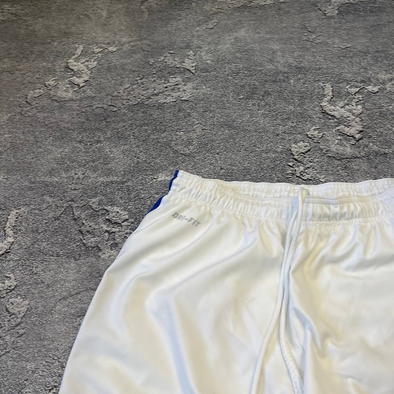 Nike Nike Brazil Football Shorts Mens Athletic Soccer White Size US 35 - 11 Thumbnail