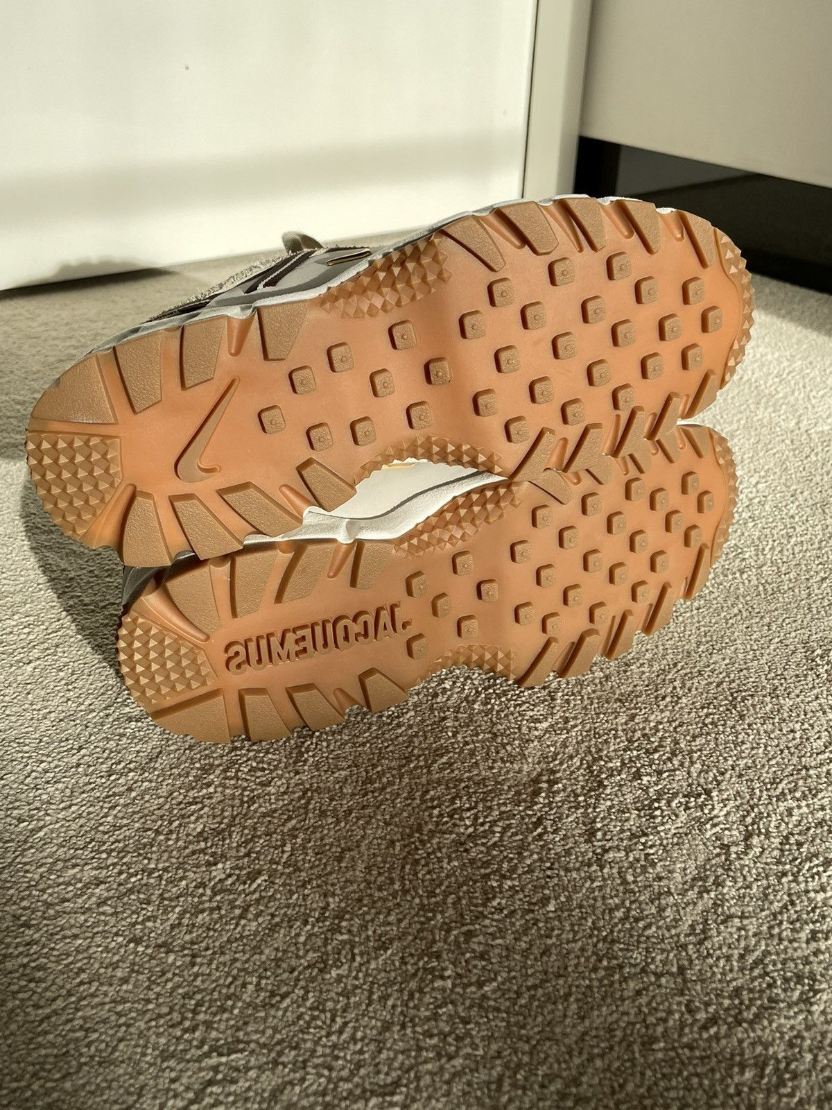 Jacquemus × Nike NEW Nike Air Humara LX x Jacquemus US 10 / EU 43 Size US 10 / EU 43 - 8 Thumbnail