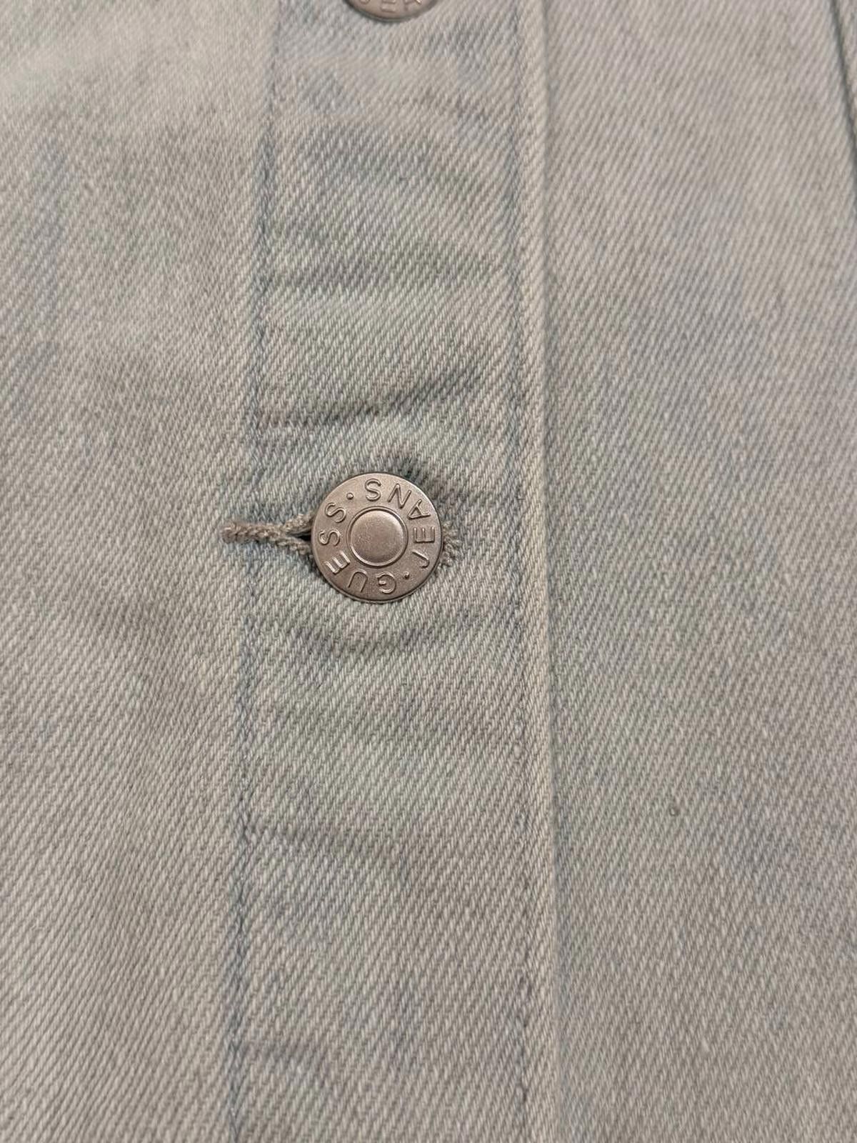 Guess Guess Light Wash Denim Trucker Jacket – Size XS/S Size S / US 4 / IT 40 - 3 Thumbnail