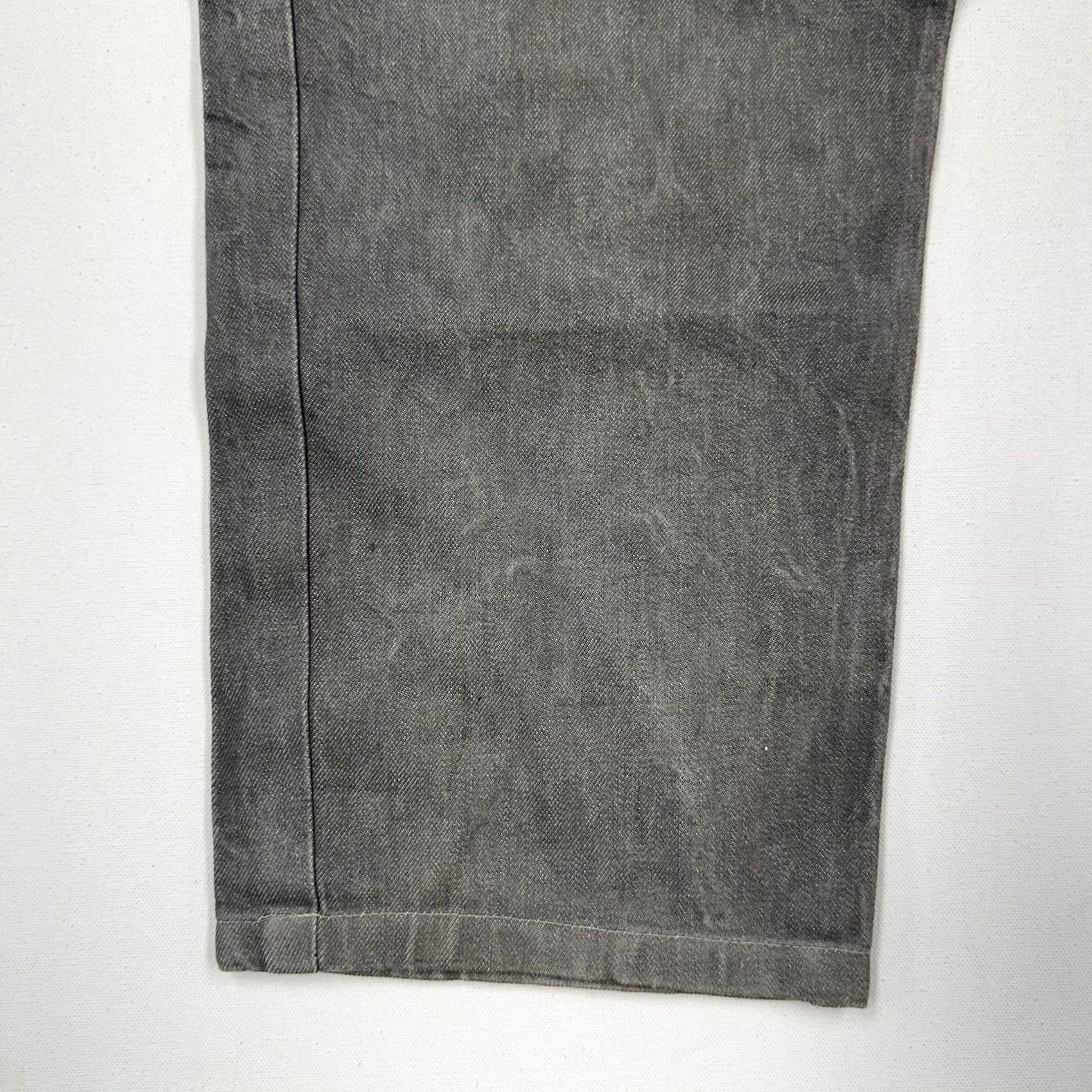 Levi's VINTAGE Levi's 501xx Jeans Straight Leg Mens 46x27 Gray Faded Button Fly Original 501 XX Size US 30 / EU 46 - 7 Thumbnail