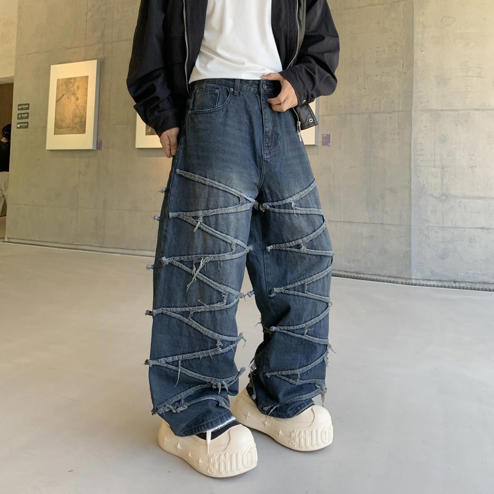 Distressed Wide Leg Denim Jeans Baggy Fit Jeans