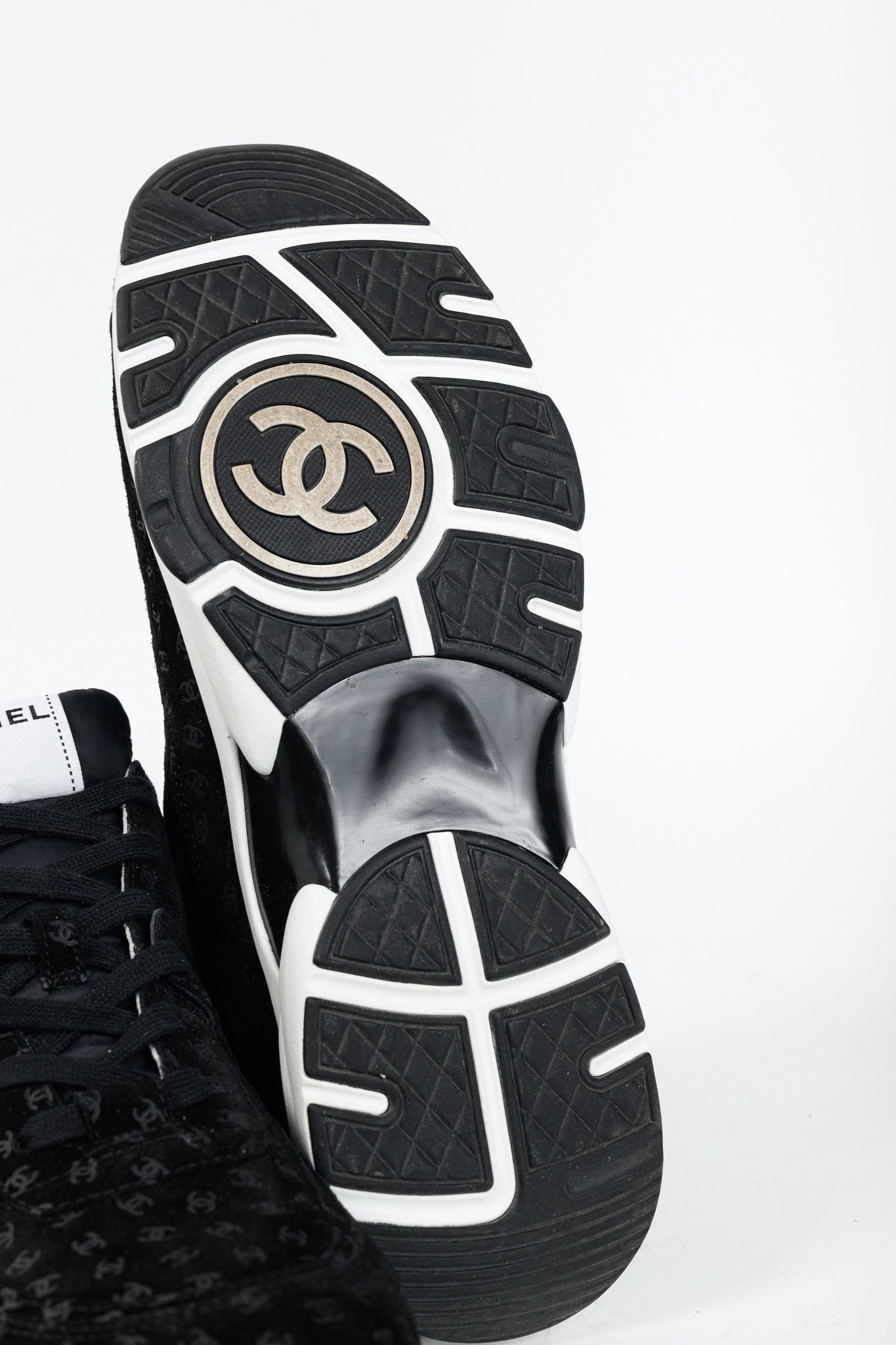 Chanel Chanel 22A Black Printed-CC-Logo Suede Low-Top Sneakers Size US 12 / EU 45 - 5 Thumbnail