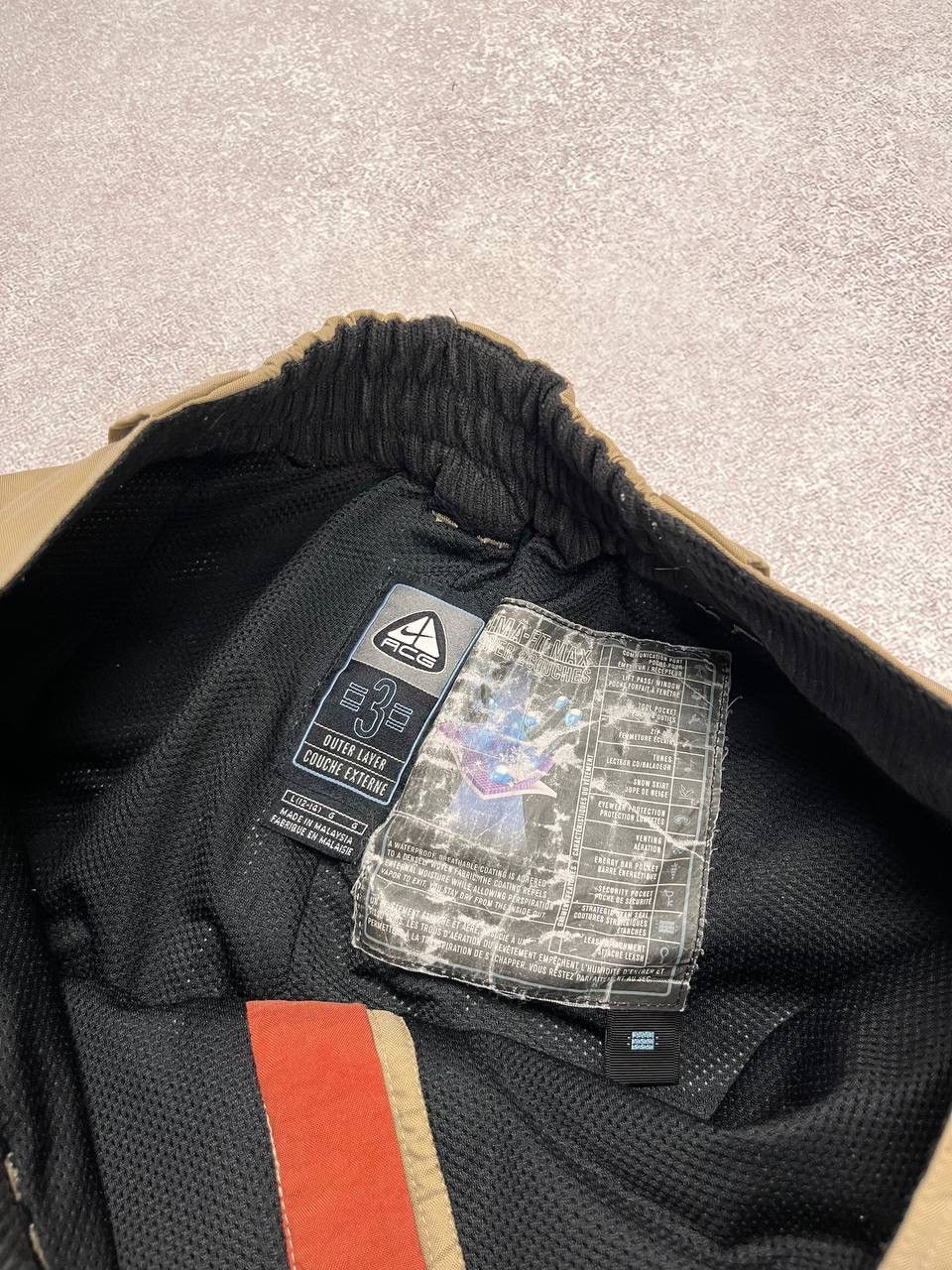 Vintage Nike ACG Sand Winter Ski Pants Outer Layer M