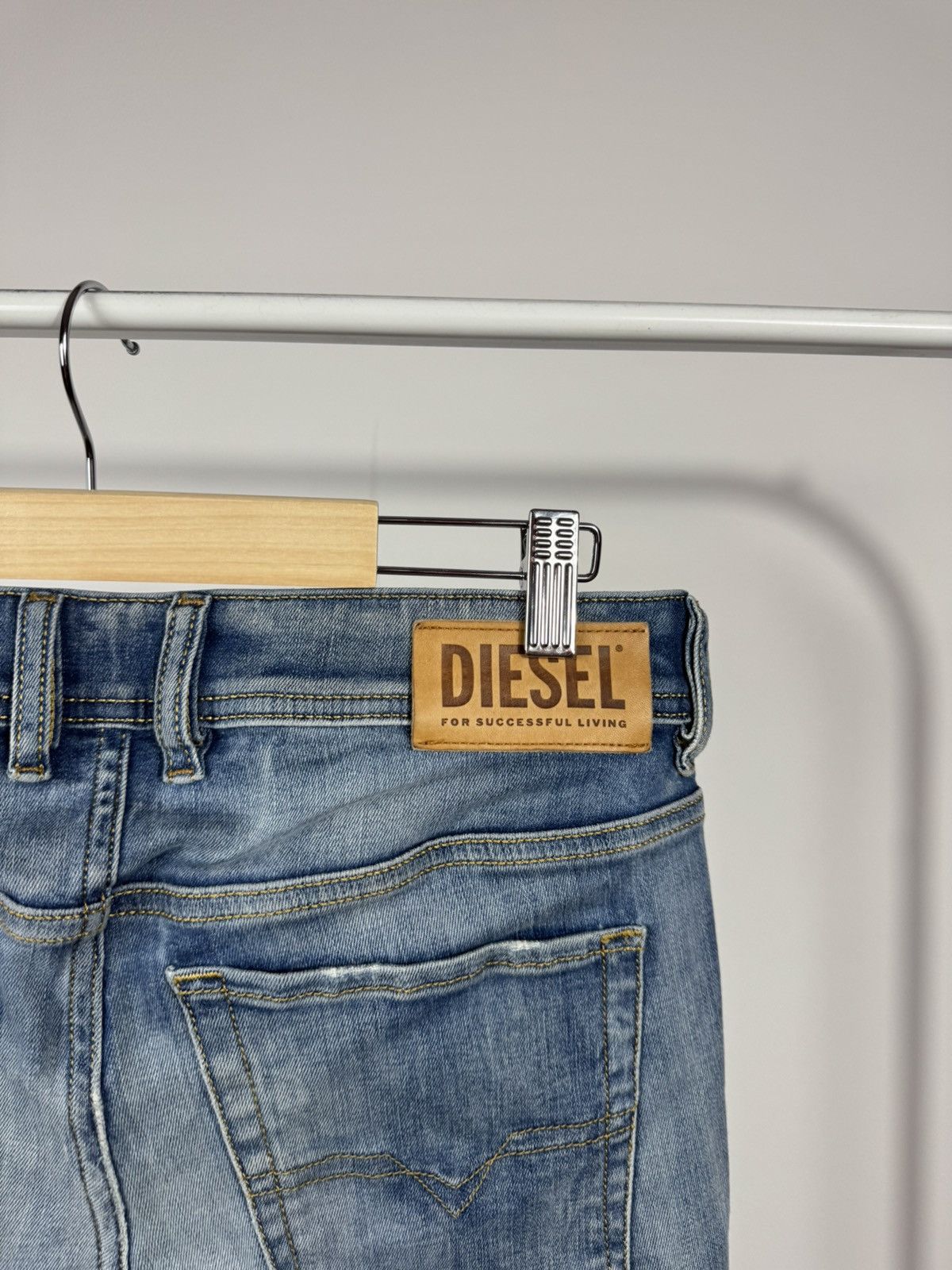 Diesel 1979 Sleenker 0ENAK Skinny Jeans – DrKruger 00