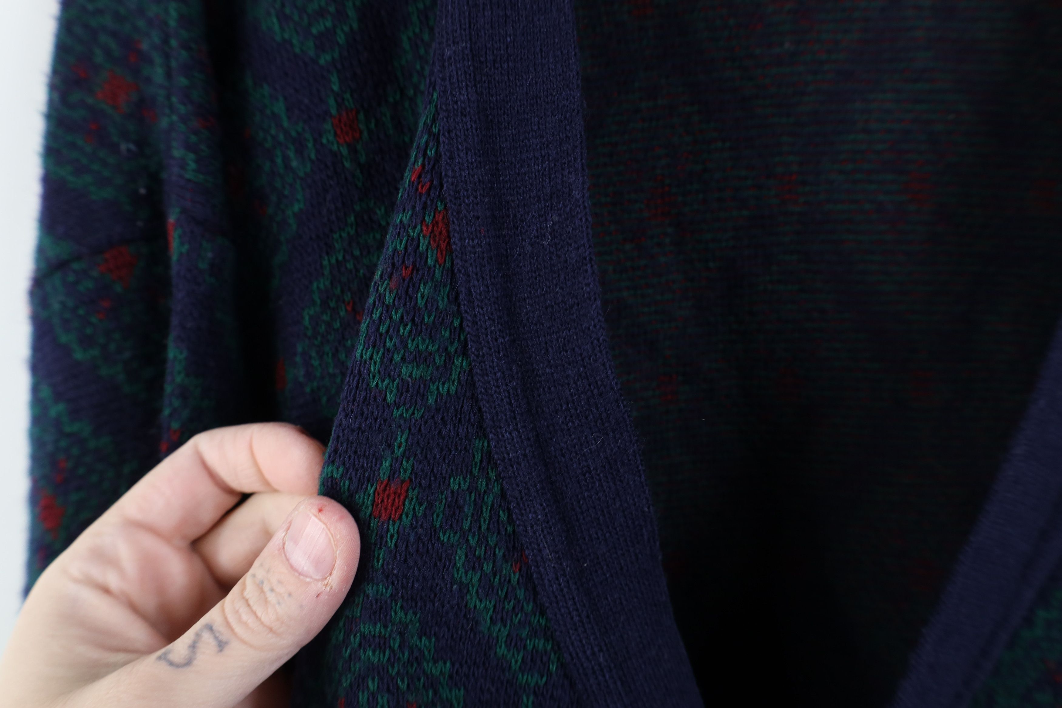 Vintage Vintage 90s Streetwear Blend Knit Geometric Cardigan Sweater Size US M / EU 48-50 / 2 - 6 Thumbnail