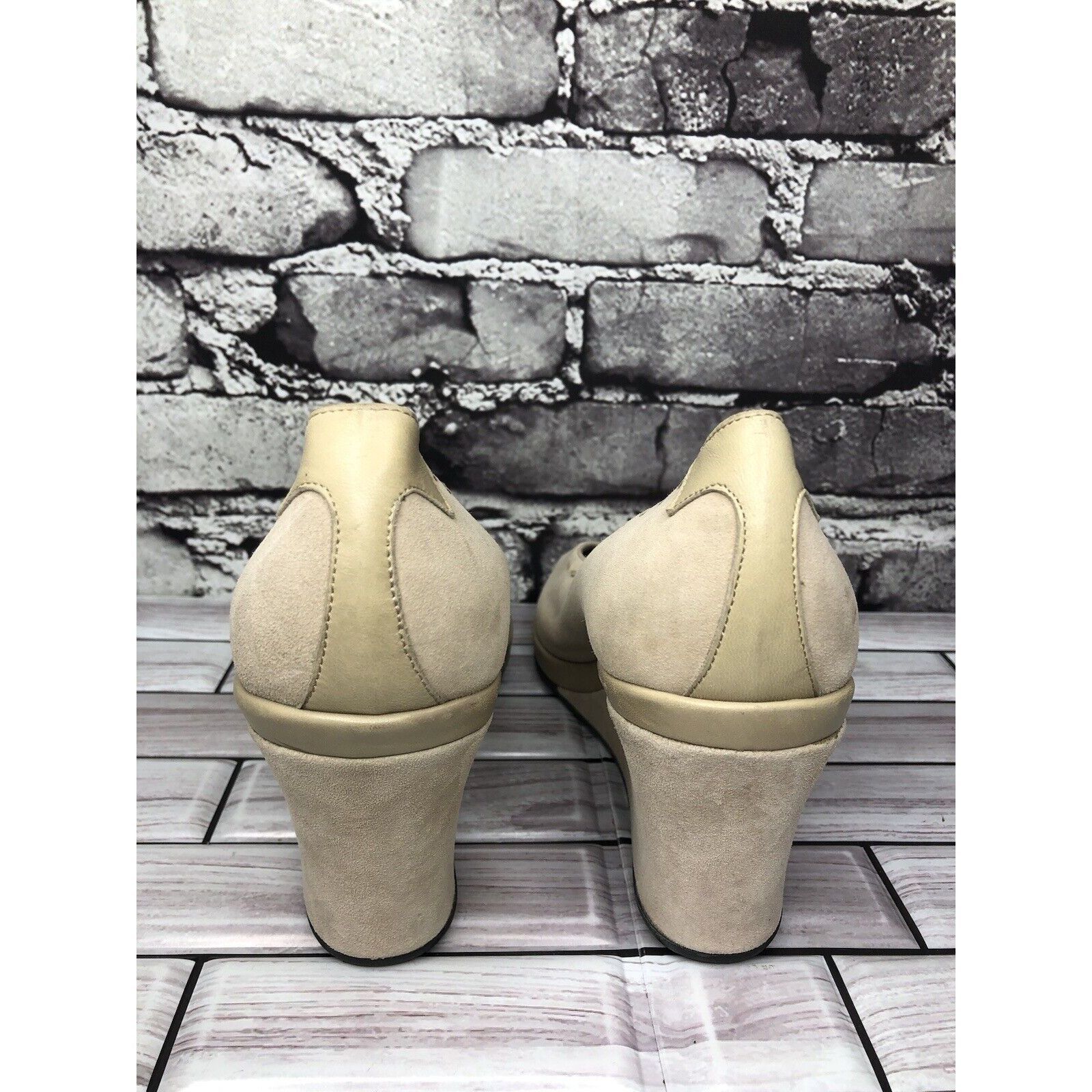 Other Taryn Rose Beige Suede Leather Peep Toe Dress High Wedges Wo Size US 9 / IT 39 - 19 Thumbnail