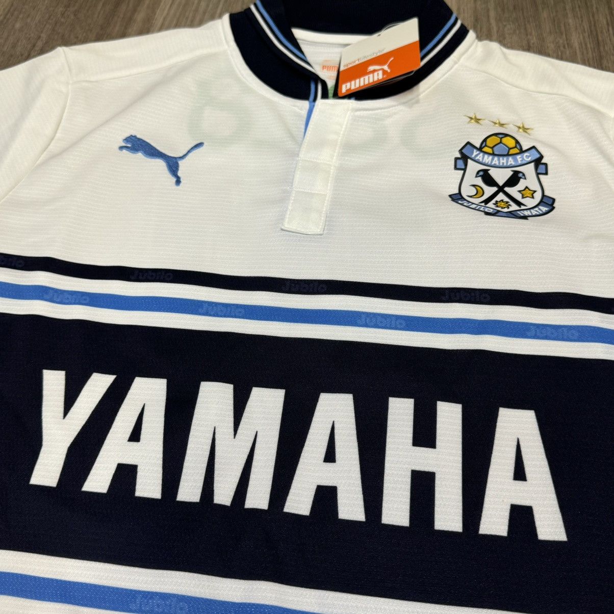 Puma Jublio Iwata 2012 away shirt #11 Matsuura (bnwt) Size US M / EU 48-50 / 2 - 3 Thumbnail