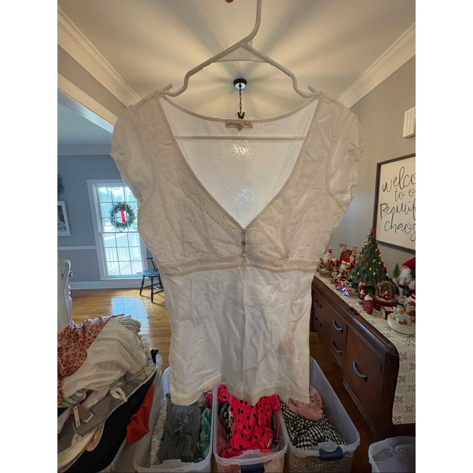 Aeropostale Aéropostale Women’s Small 4–6 White V-Neck Embroidered Size S / US 4 / IT 40 - 2 Thumbnail