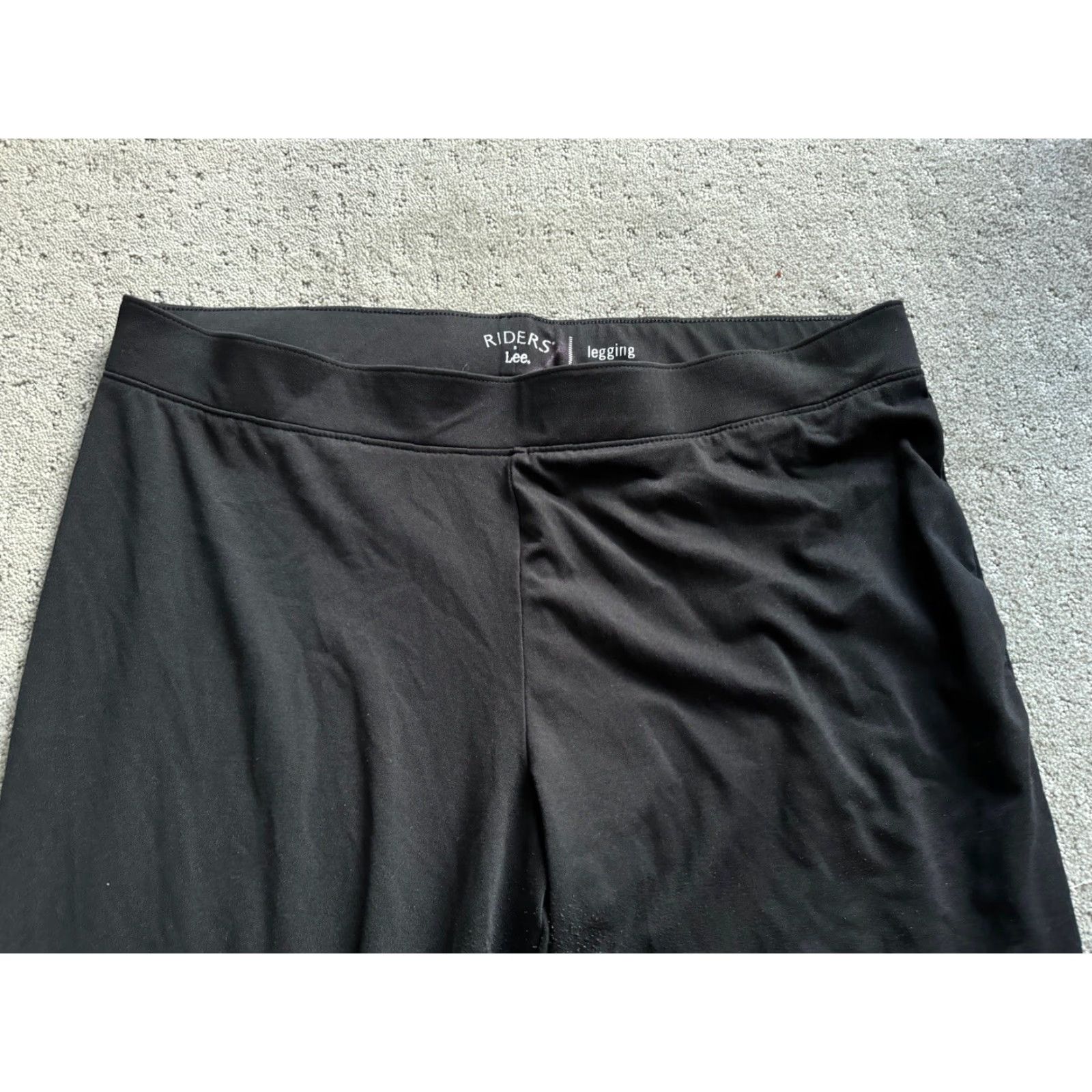Lee LEE Riders Leggings pull on XL Black Women's Jegging Stretch 100% Polyester Spandex Slim Sit High Rise Inseam 30in Size 40" / US 18 - 2 Thumbnail