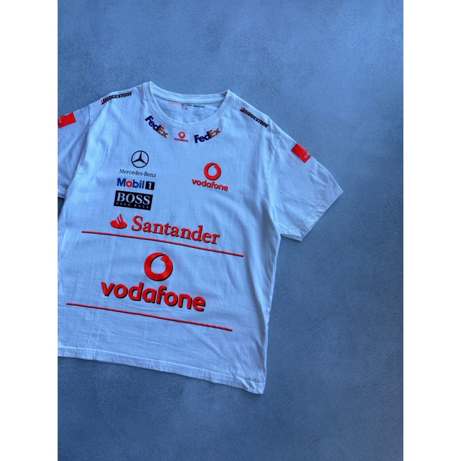 Vintage Vodafone McLaren Mercedes Formula Uno Racing T-shirt Size US M / EU 48-50 / 2 - 3 Thumbnail