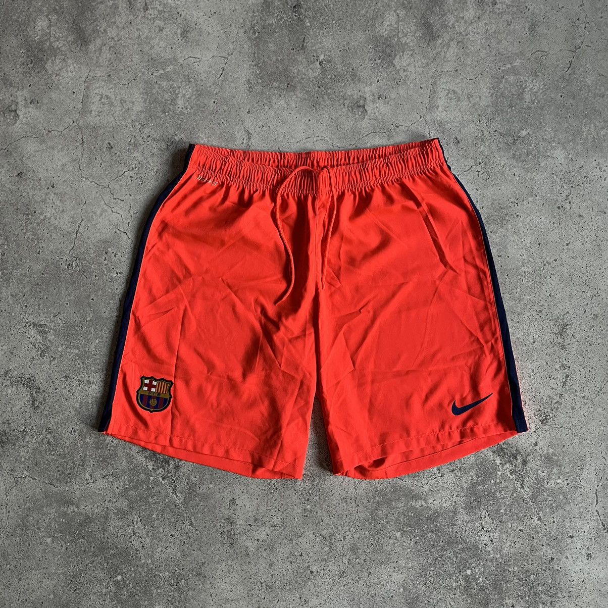 Nike × Vintage Vintage Nike FC Barcelona Soccer Football Shorts Y2K Bloke Size US 34 / EU 50 - 1 Thumbnail
