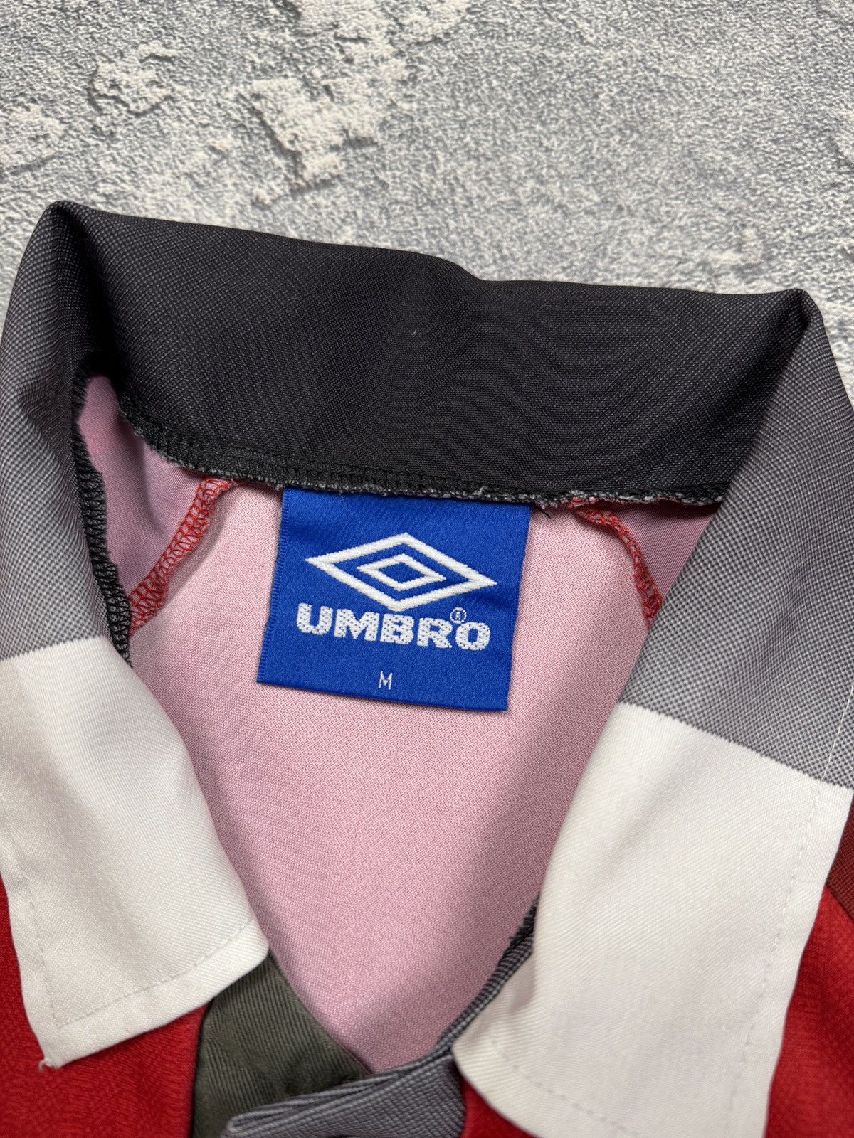 Umbro UMBRO SHARP MANCHESTER UNITED 90s JERSEY Size US M / EU 48-50 / 2 - 10 Thumbnail