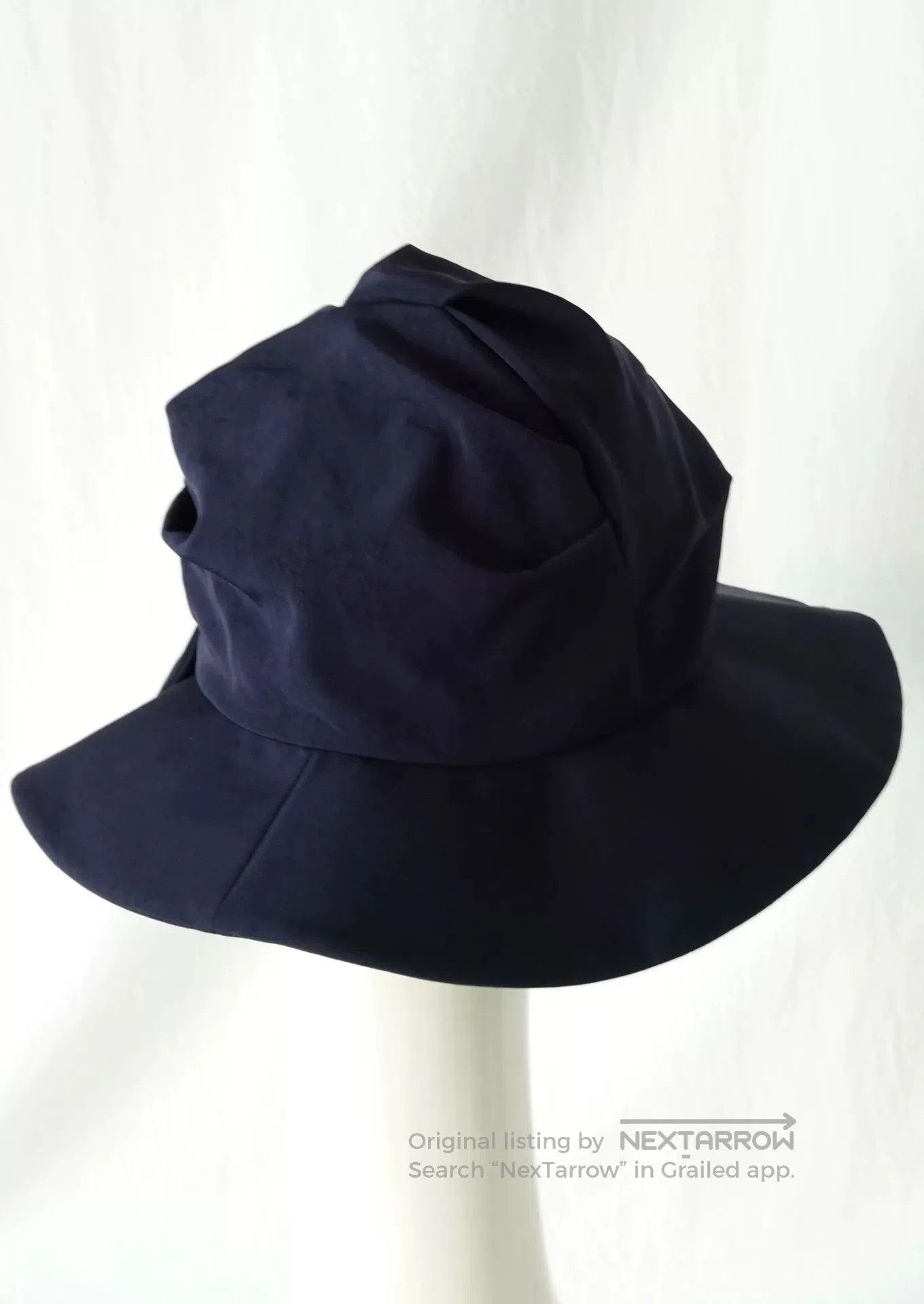 Y's Elegant Navy Pleated Wide Brim Hat. Size ONE SIZE - 6 Thumbnail