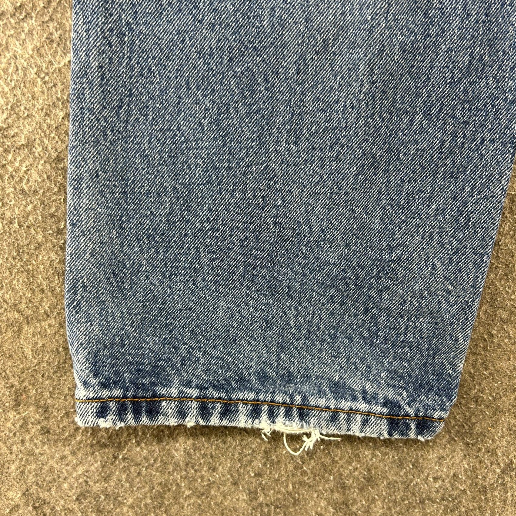 Levi's Levi's 505 Jeans Mens 33x32 Blue Regular Fit Straight Leg Light Wash Distressed Size US 33 - 4 Thumbnail