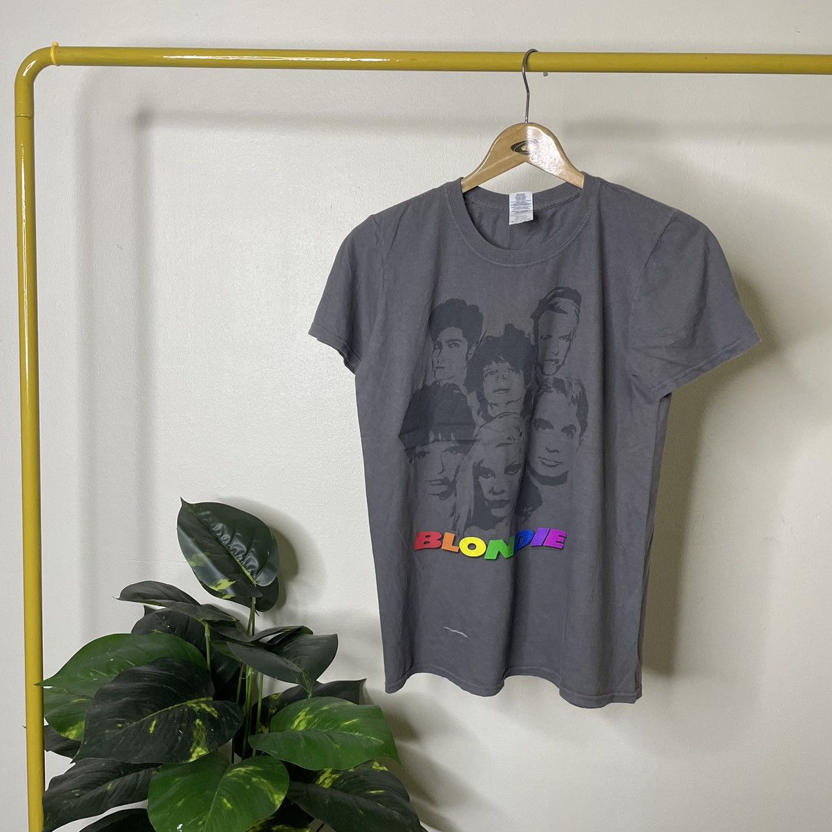 Band Tees Blondie American Rock Band Debbie Harry 2016 Tour T Shirt Size US S / EU 44-46 / 1 - 1 Thumbnail
