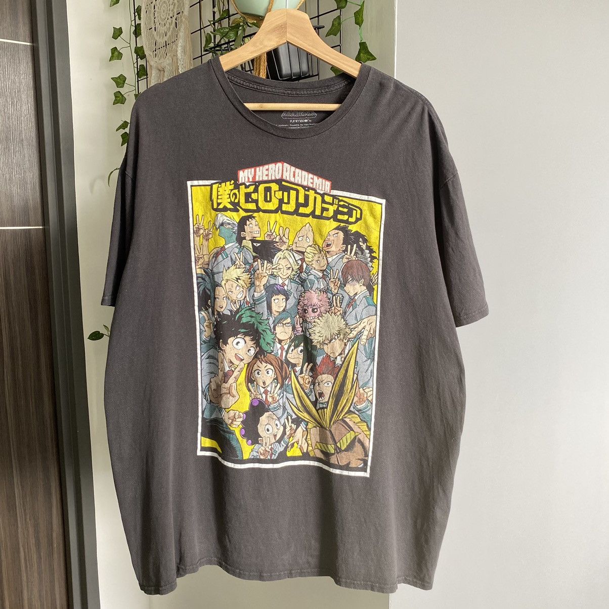 Anime Thrashed Faded My Hero Academia Oversized ERD GRUNGE TEE Size US XXL / EU 58 / 5 - 1 Thumbnail