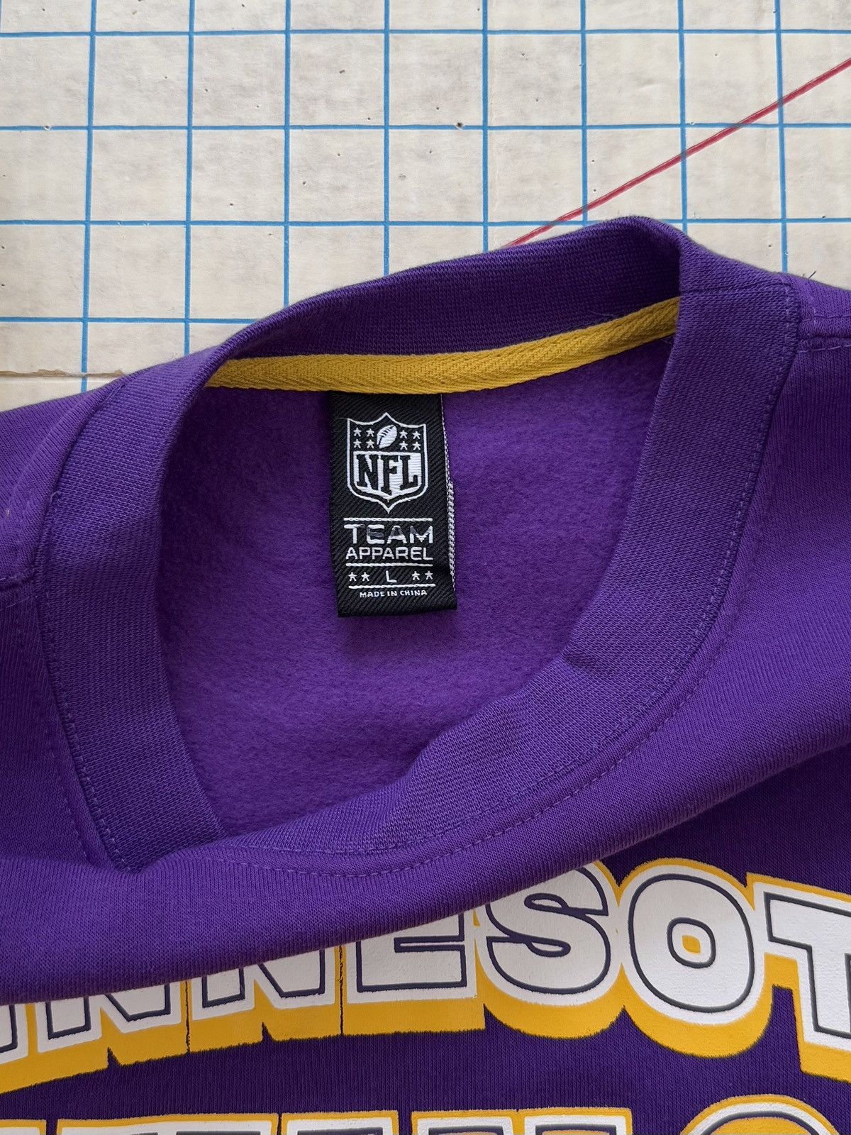 NFL NWT NFL Team Apparel Minnesota Vikings Crewneck Sweater Lar Size US L / EU 52-54 / 3 - 9 Thumbnail