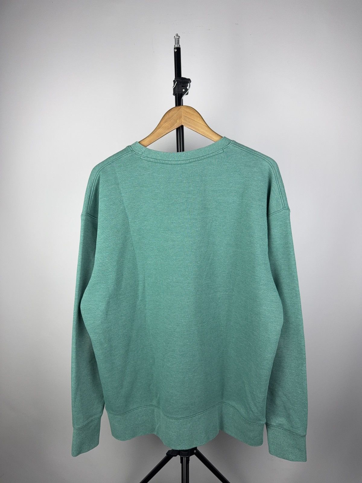 Nike Vintage Nike Green Central Logo Crewneck Sweatshirt Size L Size US L / EU 52-54 / 3 - 6 Thumbnail