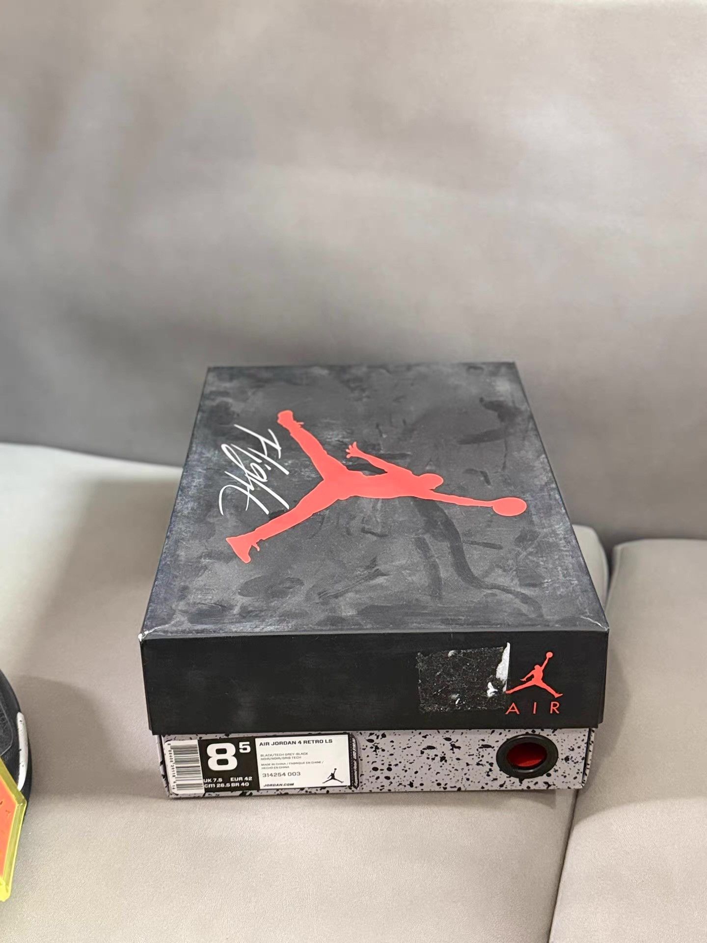 Nike Jordan 4 Retro Oreo Ｑ20 Size US 8.5 / EU 41-42 - 5 Thumbnail