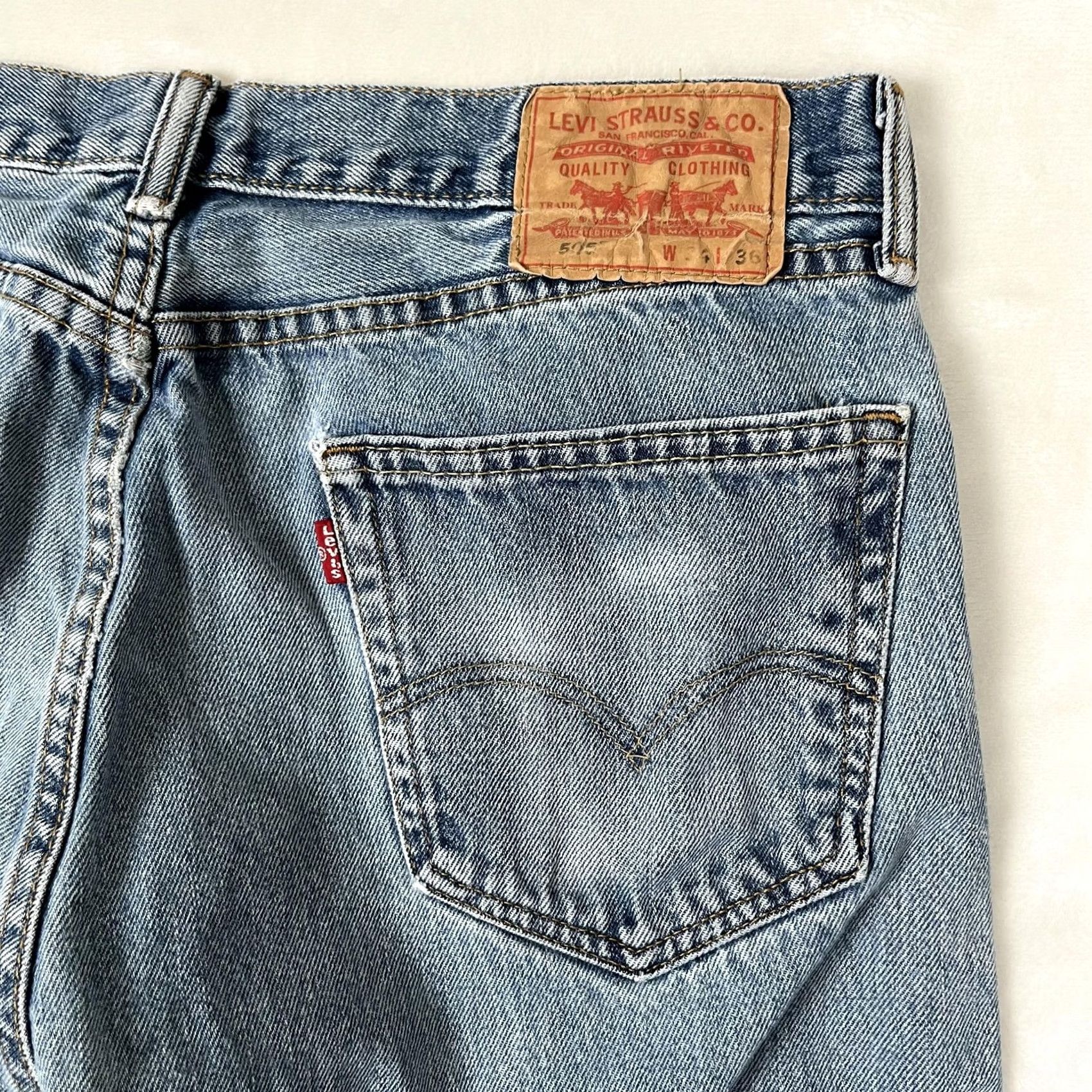 Levi's Vintage Levi's 505 Jeans Mens 34x36 Blue Regular Straight Denim Medium Wash Y2K Size US 34 / EU 50 - 7 Thumbnail