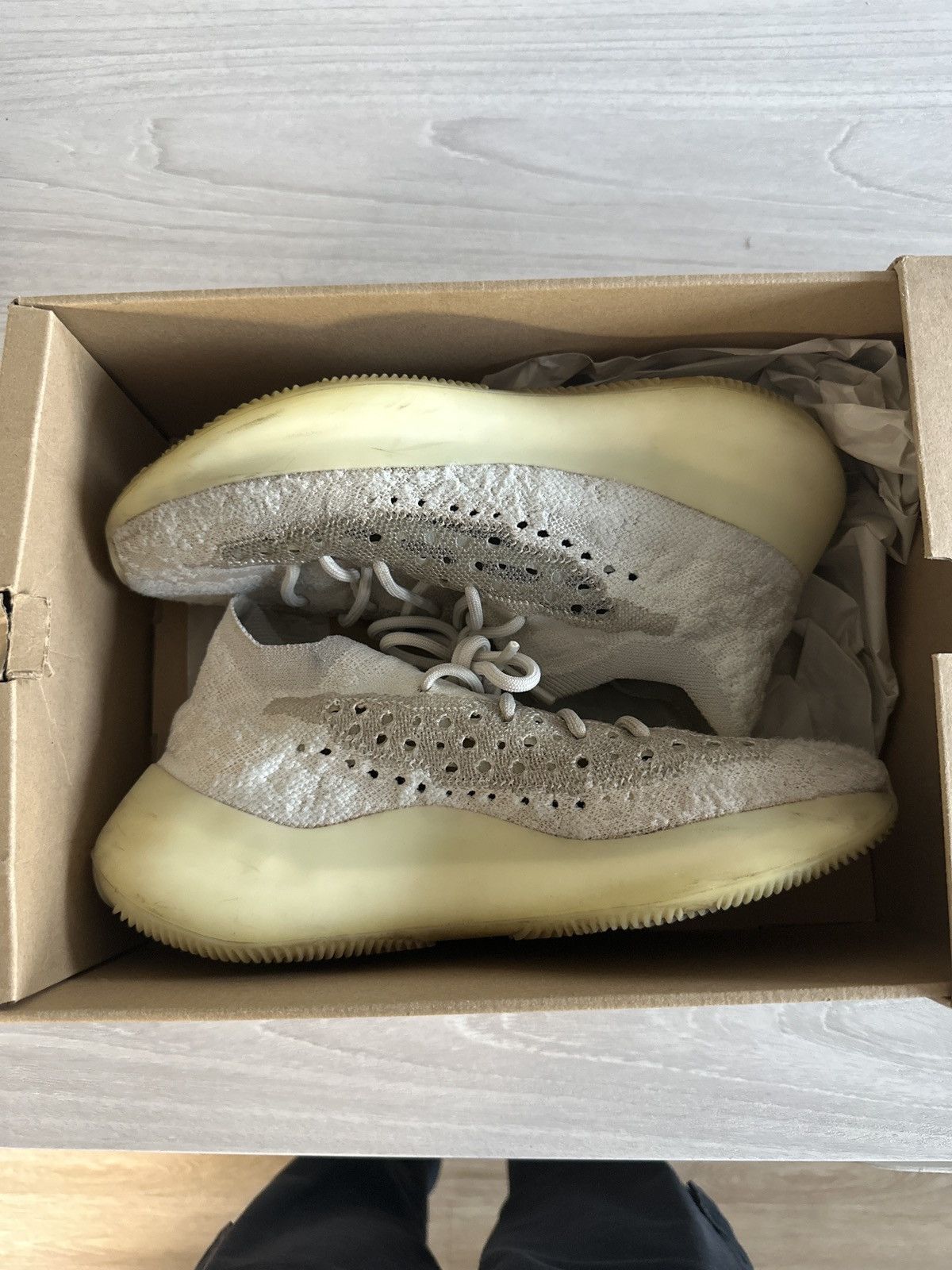Adidas × Yeezy Yeezy 380 Calcite Glow Size US 9 / EU 42 - 2 Thumbnail