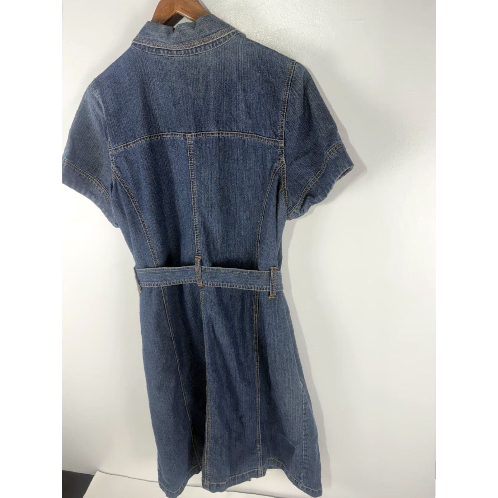 Avenue Avenue Jeans Dk Wash Maxi Dress Womens Size 16 Button Denim Cotton Polyester Belted Pockets Short Sleeve Collared Blue Retro 90s Classic Long Sleeve? Size 38" / US 16 / IT 52 - 4 Thumbnail