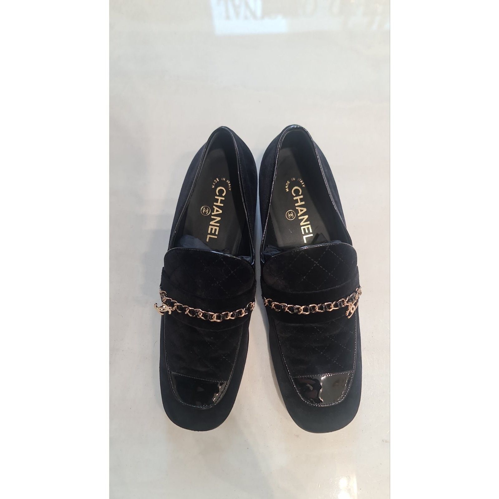 Chanel NWOB Chanel Black Suede Loafers Sz.41 Size US 11 / IT 41 - 7 Thumbnail