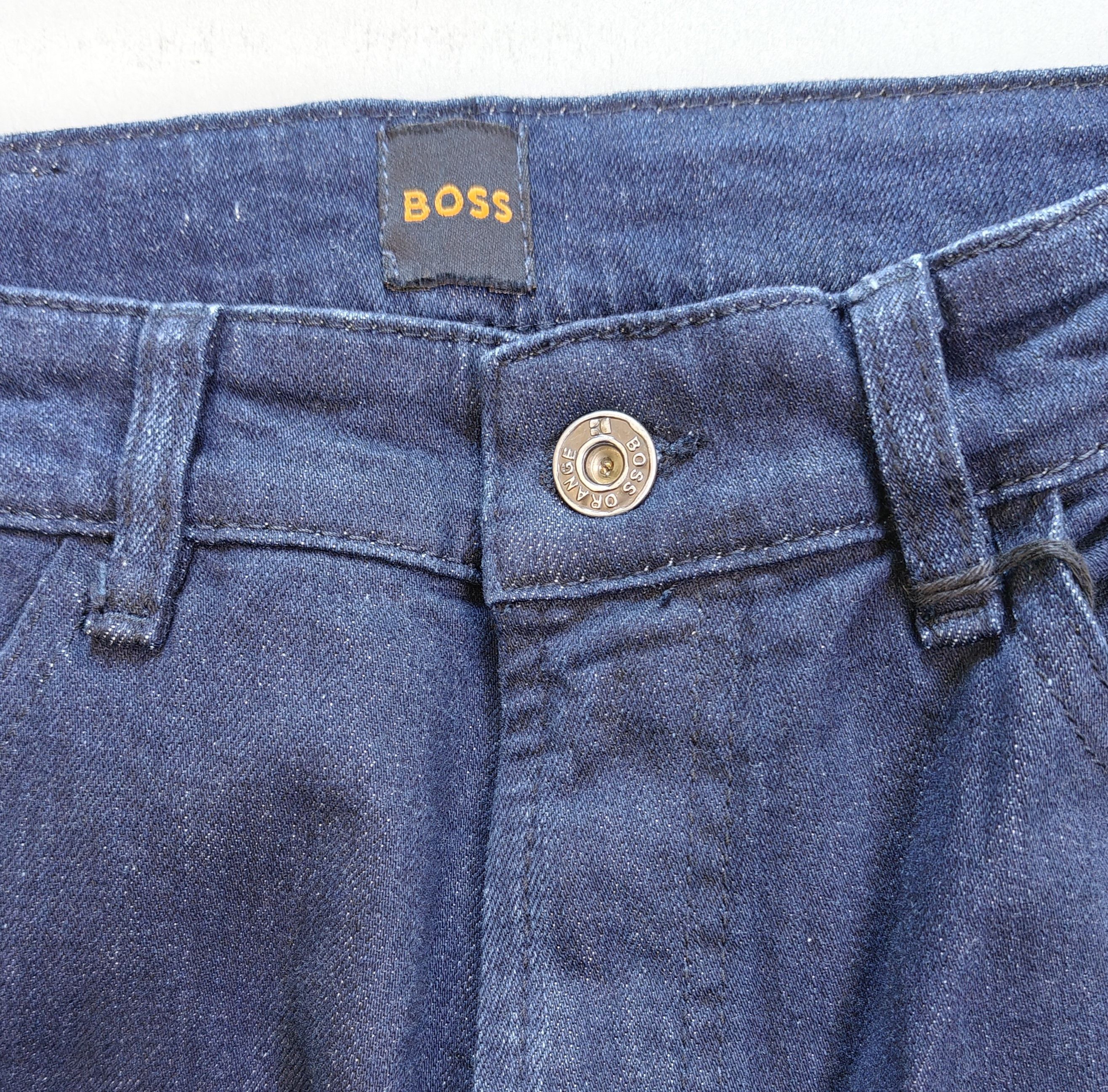 Hugo Boss BOSS Relaxed Fit men's Jeans Free Shipping T/6095 Size US 32 / EU 48 - 6 Thumbnail