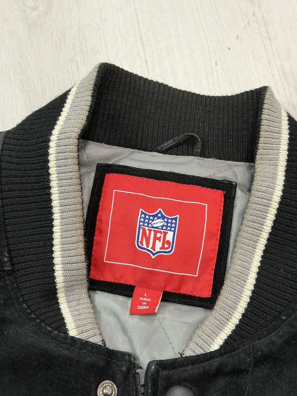 NFL Vintage Y2K Oakland Raiders Varsity Suede Leather Jacket L Size US L / EU 52-54 / 3 - 6 Thumbnail