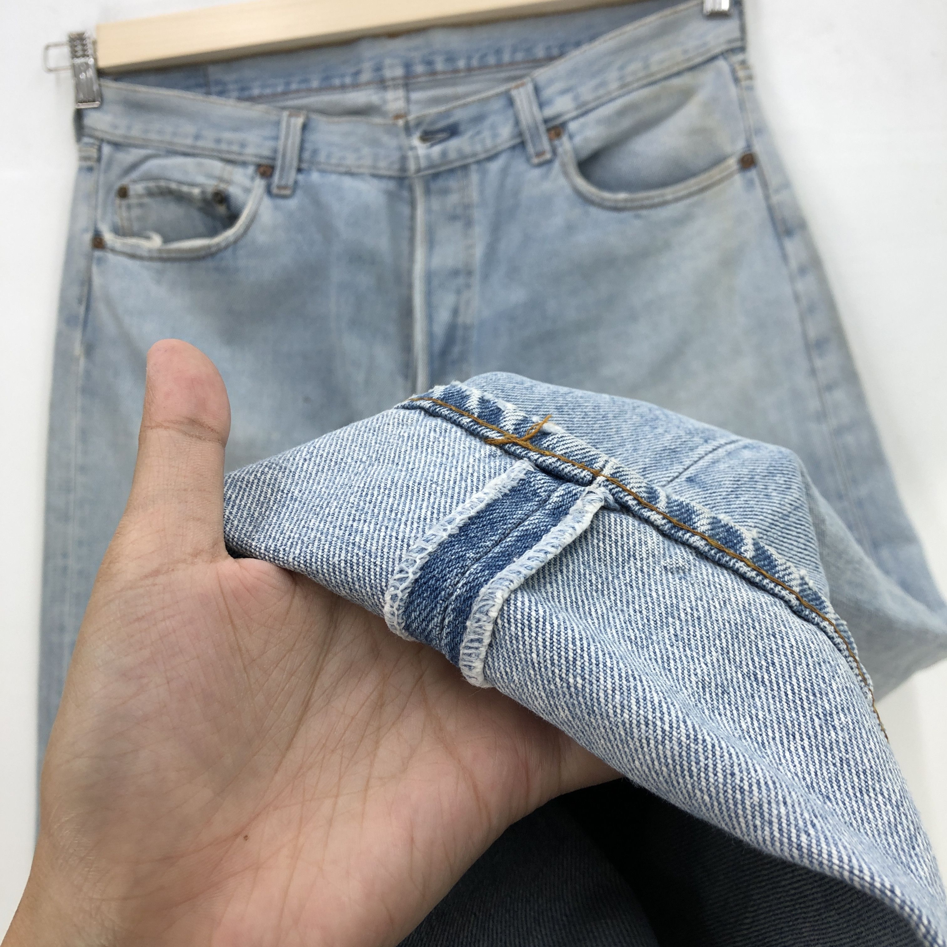 Levi's Vintage Levi's 501 Sun Faded Jeans Levis Light Wash Denim Size US 34 / EU 50 - 8 Thumbnail