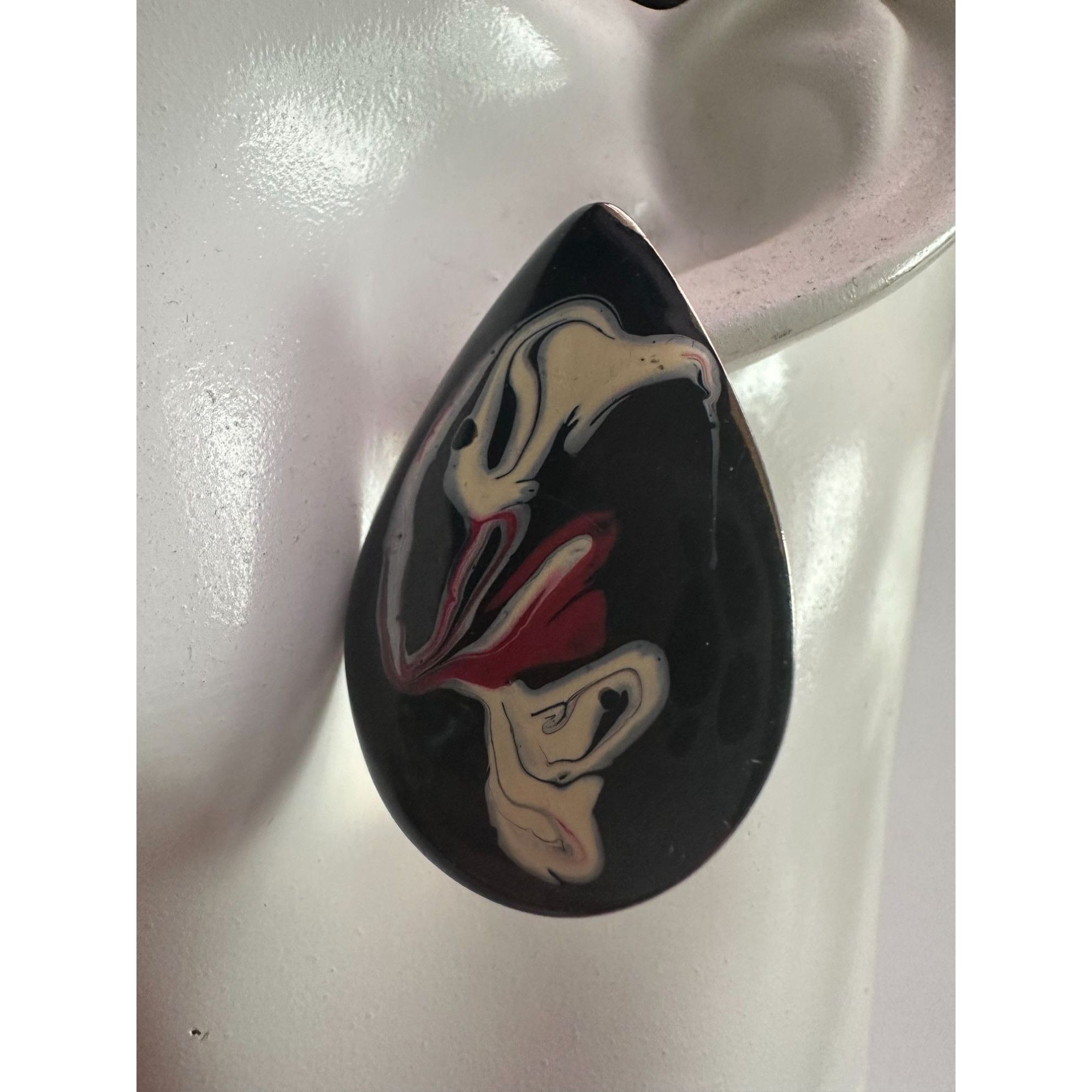 Other Women's Tear Drop Shaped Earrings with Swirl Design Size ONE SIZE - 5 Thumbnail