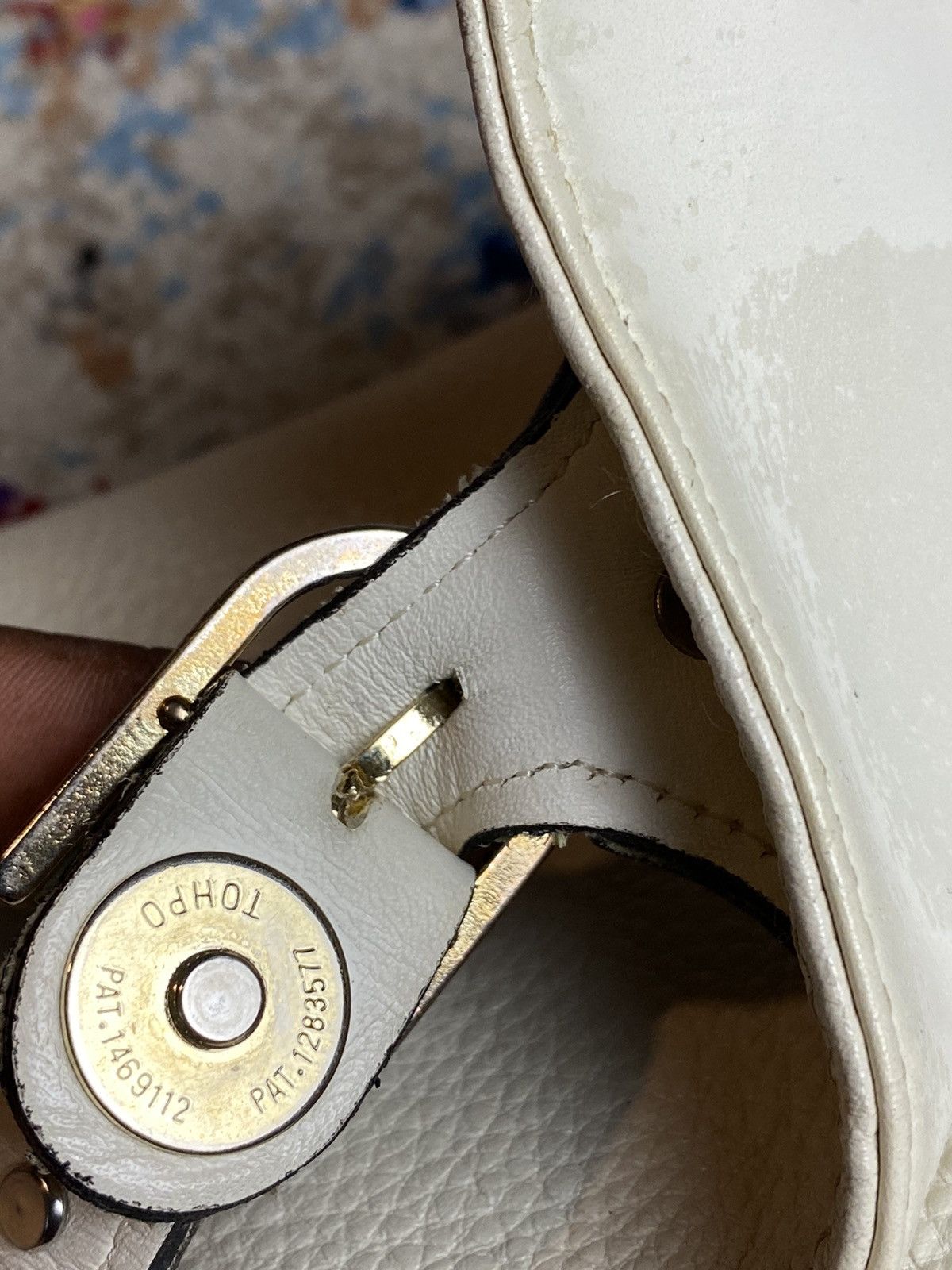 Japanese Brand × Other × Vintage Vintage Japan full grained White Leather Artisan Messenger Size ONE SIZE - 8 Thumbnail