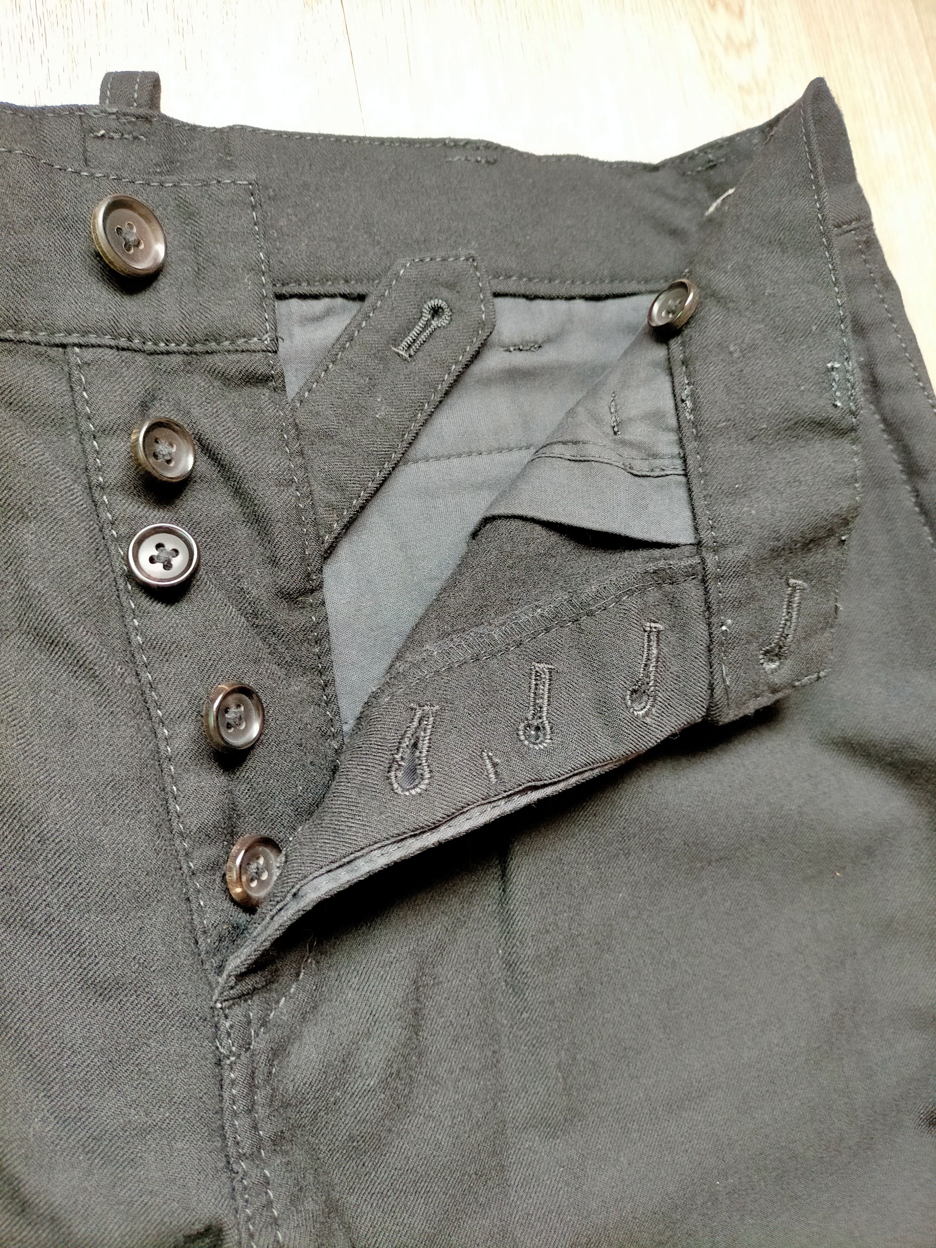 Yohji Yamamoto Y'S Yohji Yamamoto Rayon Wool Trouser Black Pants Size US 32 / EU 48 - 19 Thumbnail